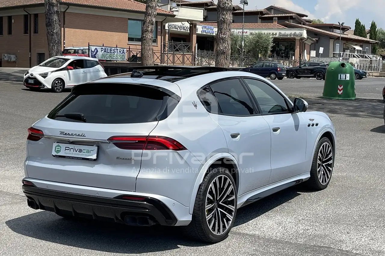 Maserati Grecale 2022