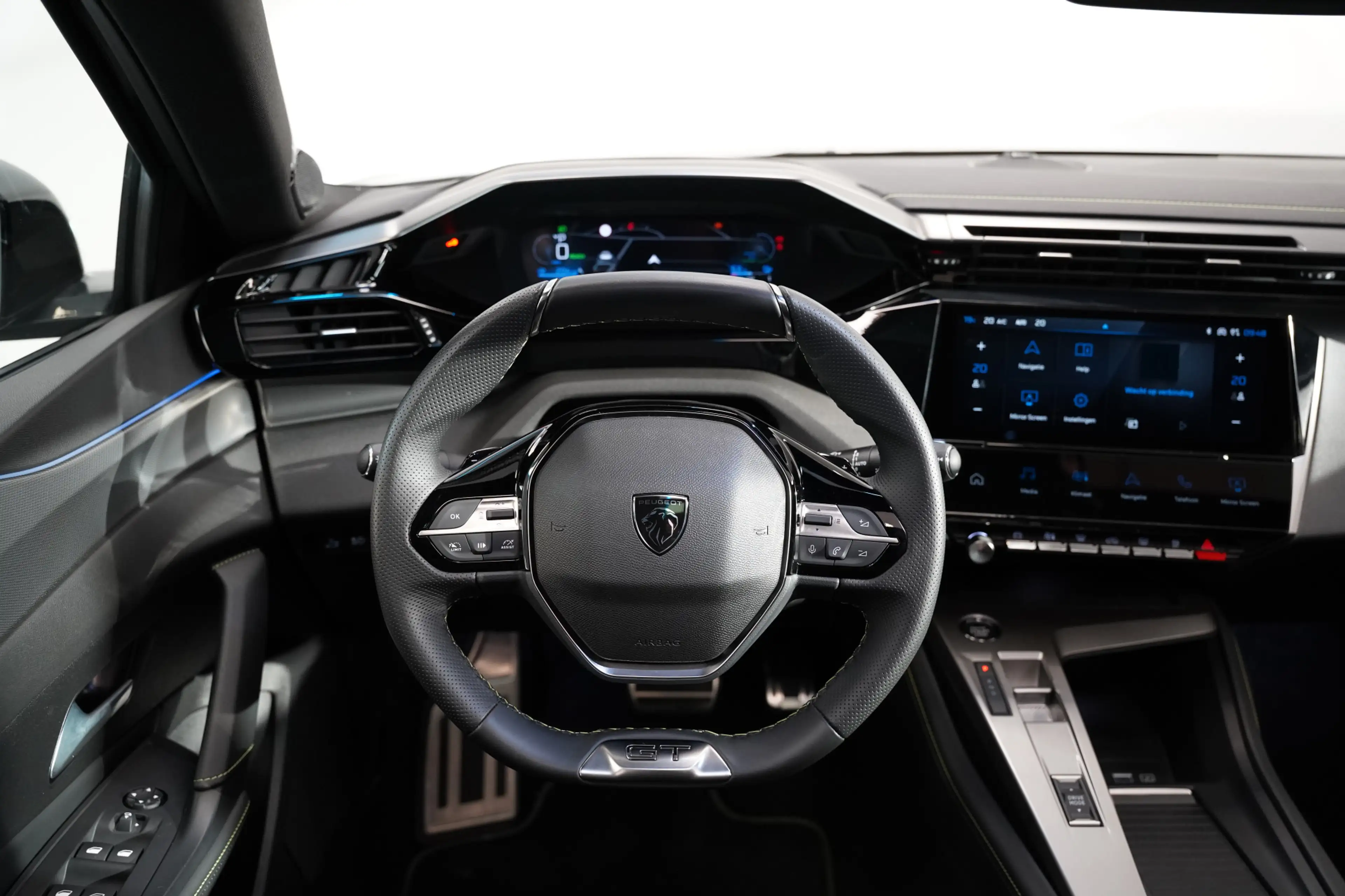 Peugeot 408 e-408 GT Avantage 58 kWh Full-led Panoramadak 19'l — photo 8