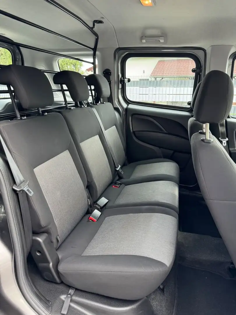 Fiat Doblo Doblo 1.9 mjt Active 105cv 2017 Gri - 1