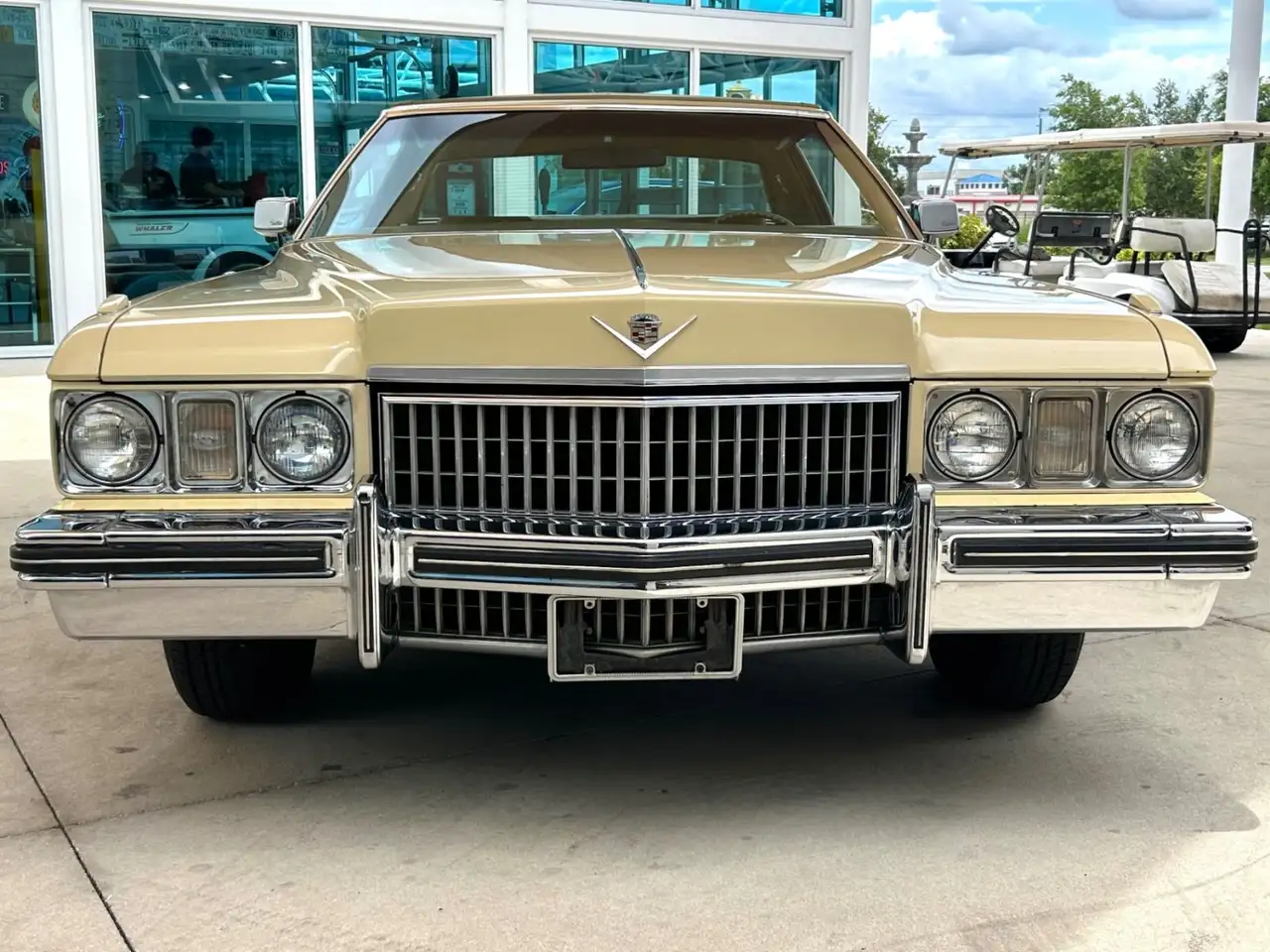 Cadillac Deville Base, foto 2