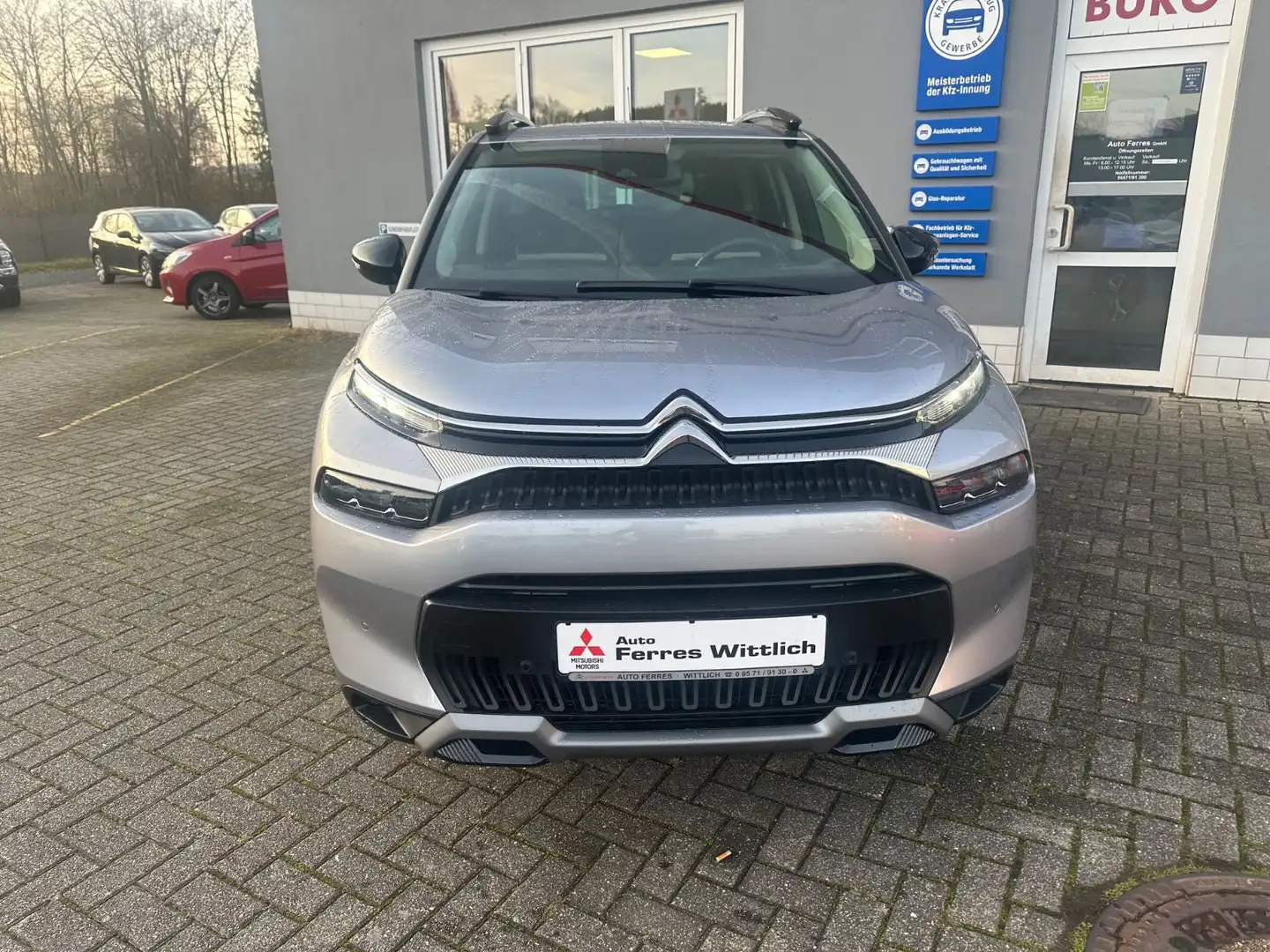 Citroen C3 Aircross Shine Grau - 2