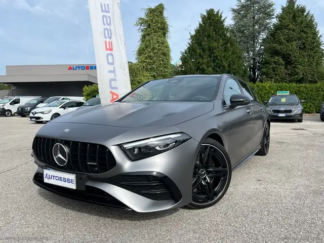Mercedes-Benz A 35 AMG 4Matic Premium AMG Line