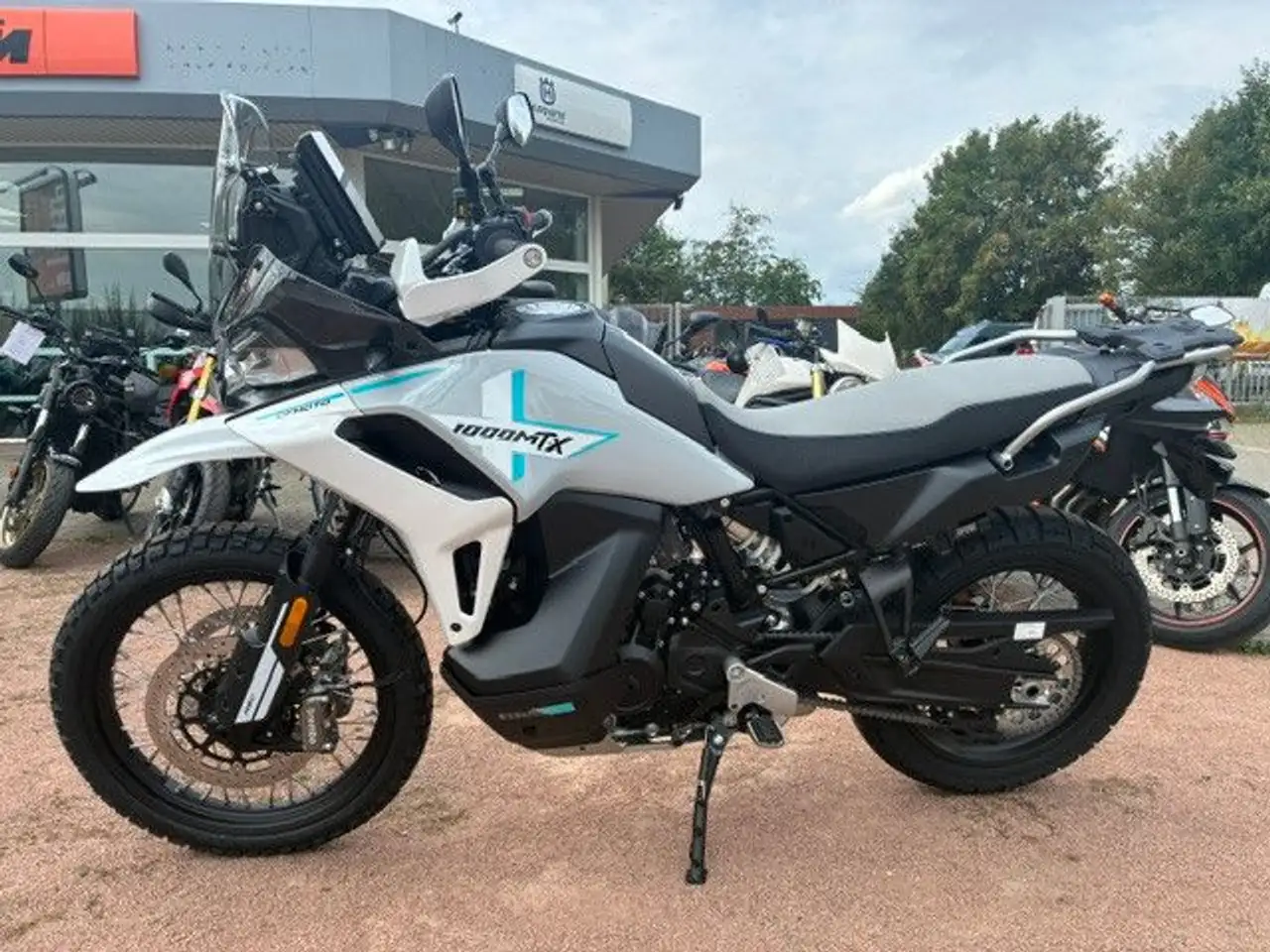 Cfmoto