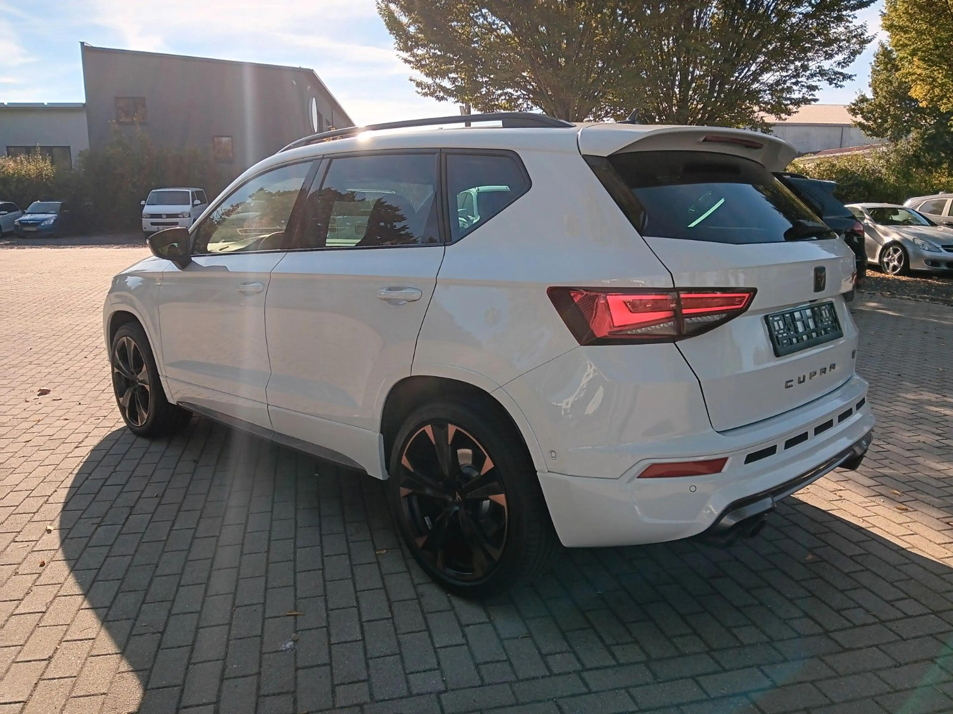 CUPRA Ateca VZ 4Drive Schiebedach AHZV LED Navi Klima — photo 3