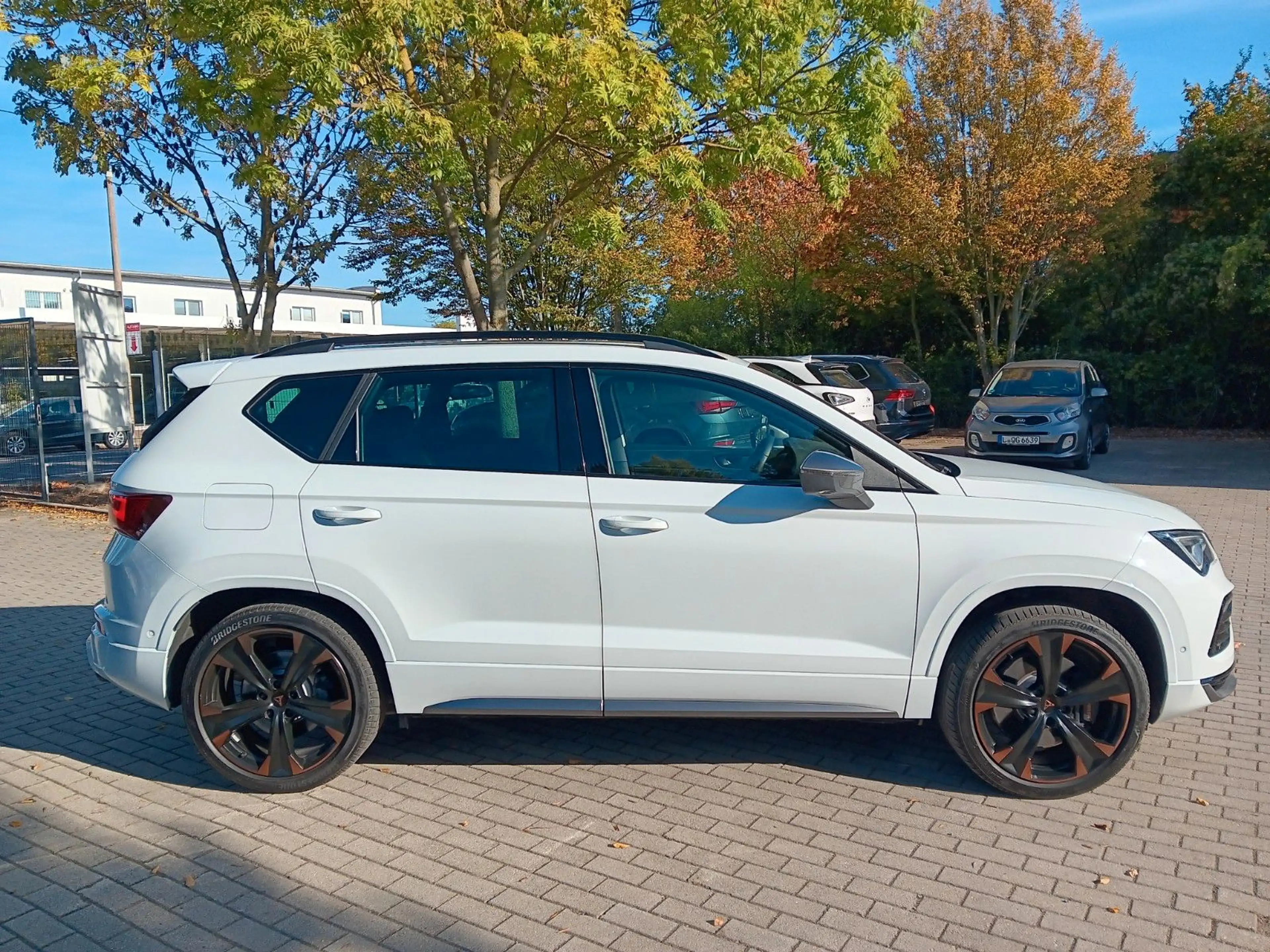 CUPRA Ateca VZ 4Drive Schiebedach AHZV LED Navi Klima — photo 8