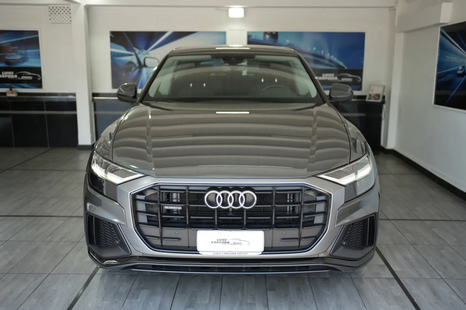 Audi Q8 45 TDI quattro tiptronic S Line Gri - 2