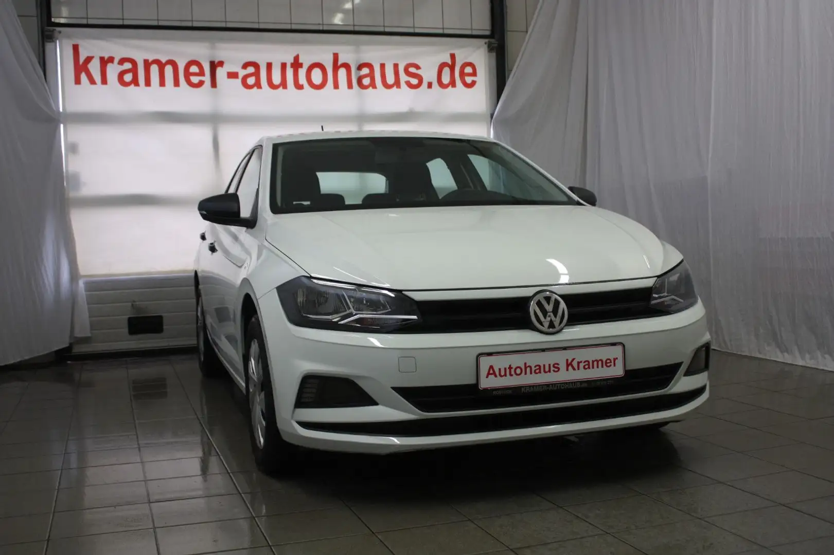 Volkswagen Polo VI Klima 1.Hand Ganzjahresreifen Weiß - 2