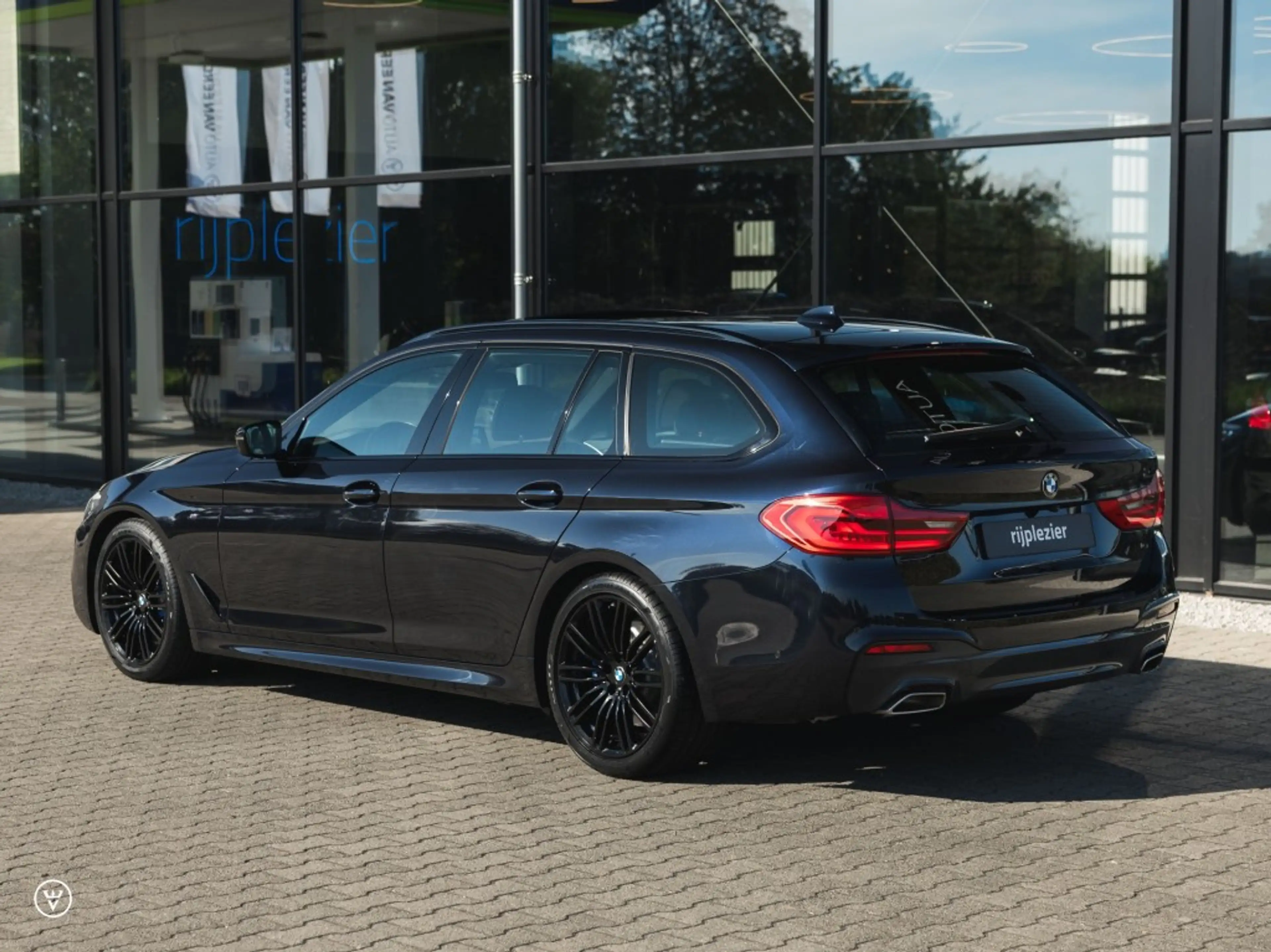 BMW 540 540I EXECUTIVE — photo 13