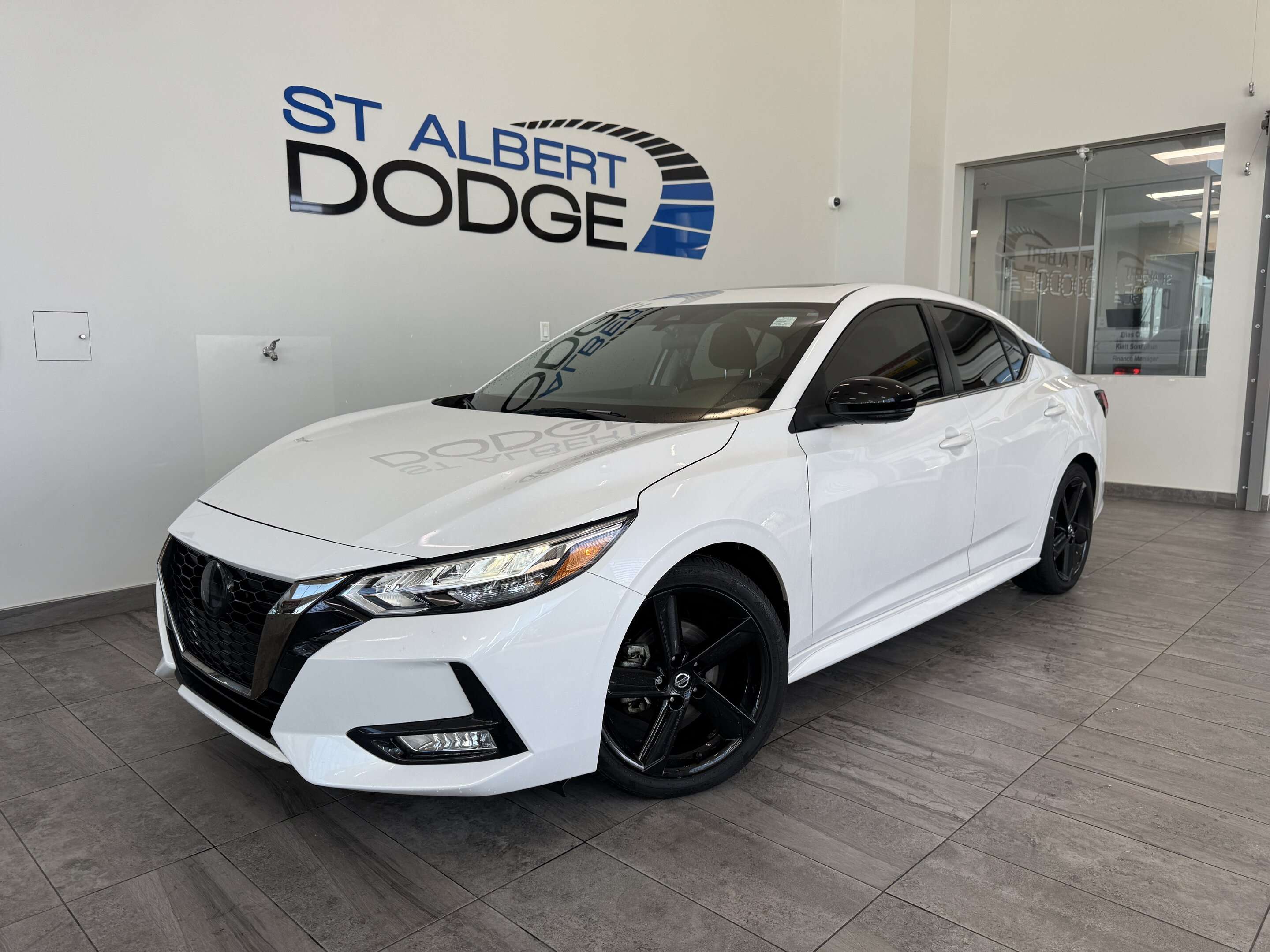 2022 Nissan Sentra SR| LANE DEPARTURE WARNING | BLIND-SPOT MONITOR |