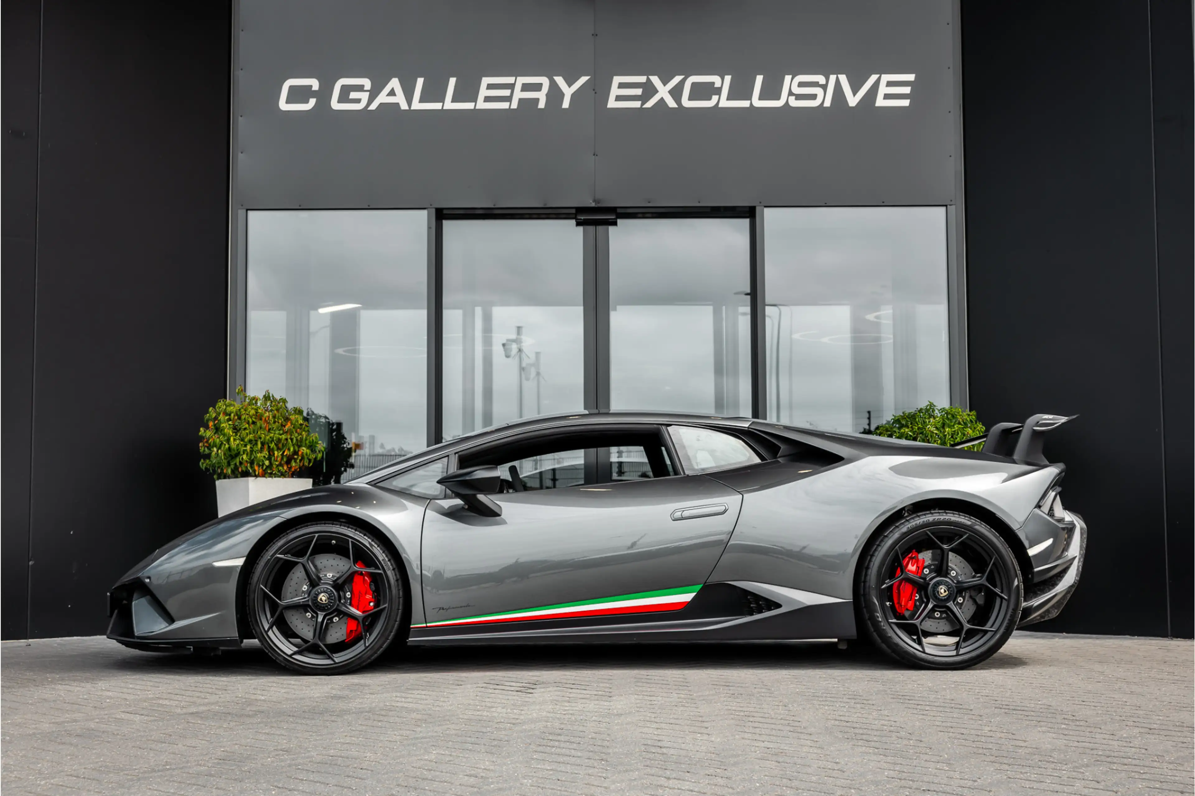 Lamborghini Huracán 5.2 V10 Performante - Lift | Forged | ALA | Alcant — photo 4