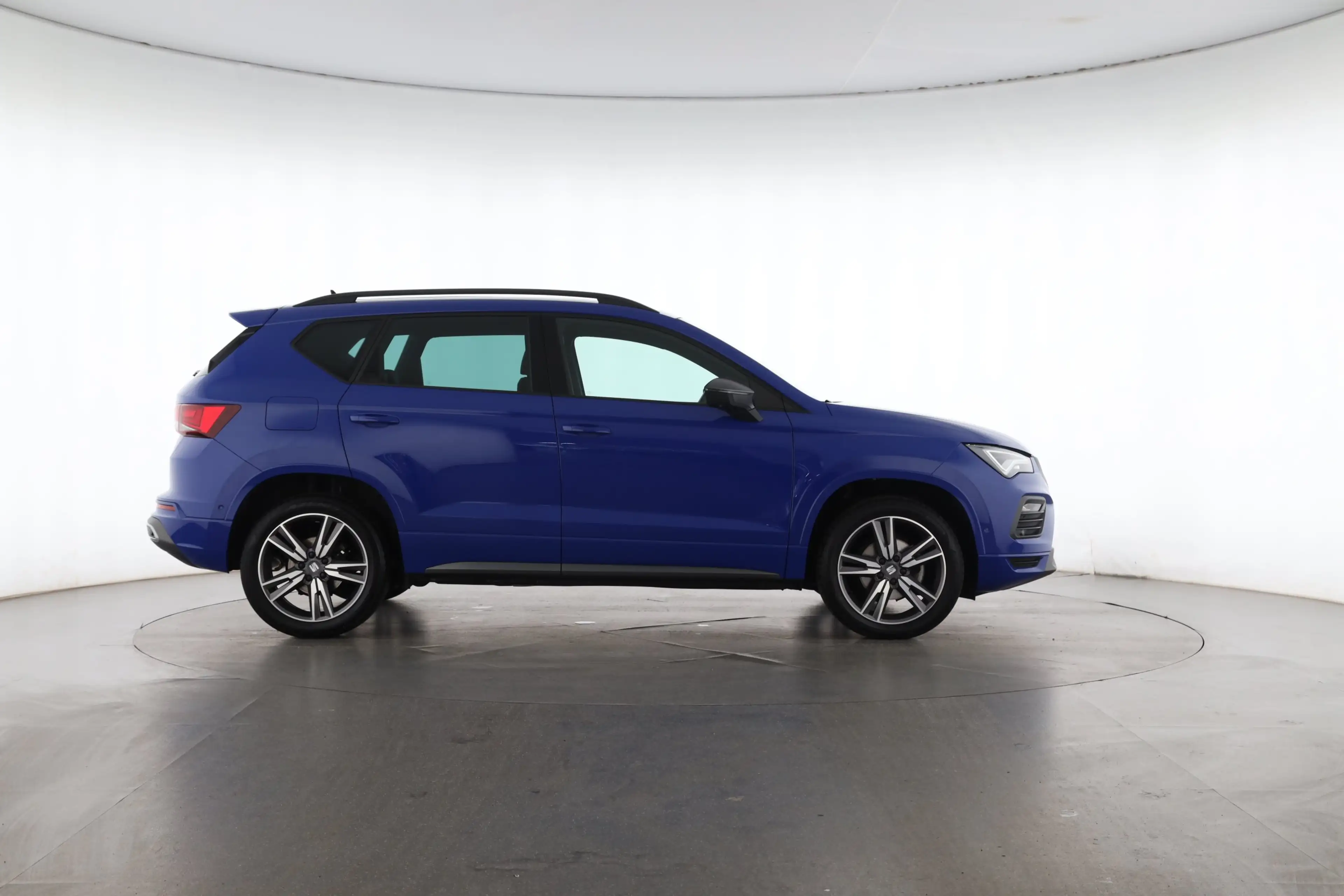 SEAT Ateca 1.5 TSI DSG FR | NAVI + | LED | AHK | PANO — photo 7