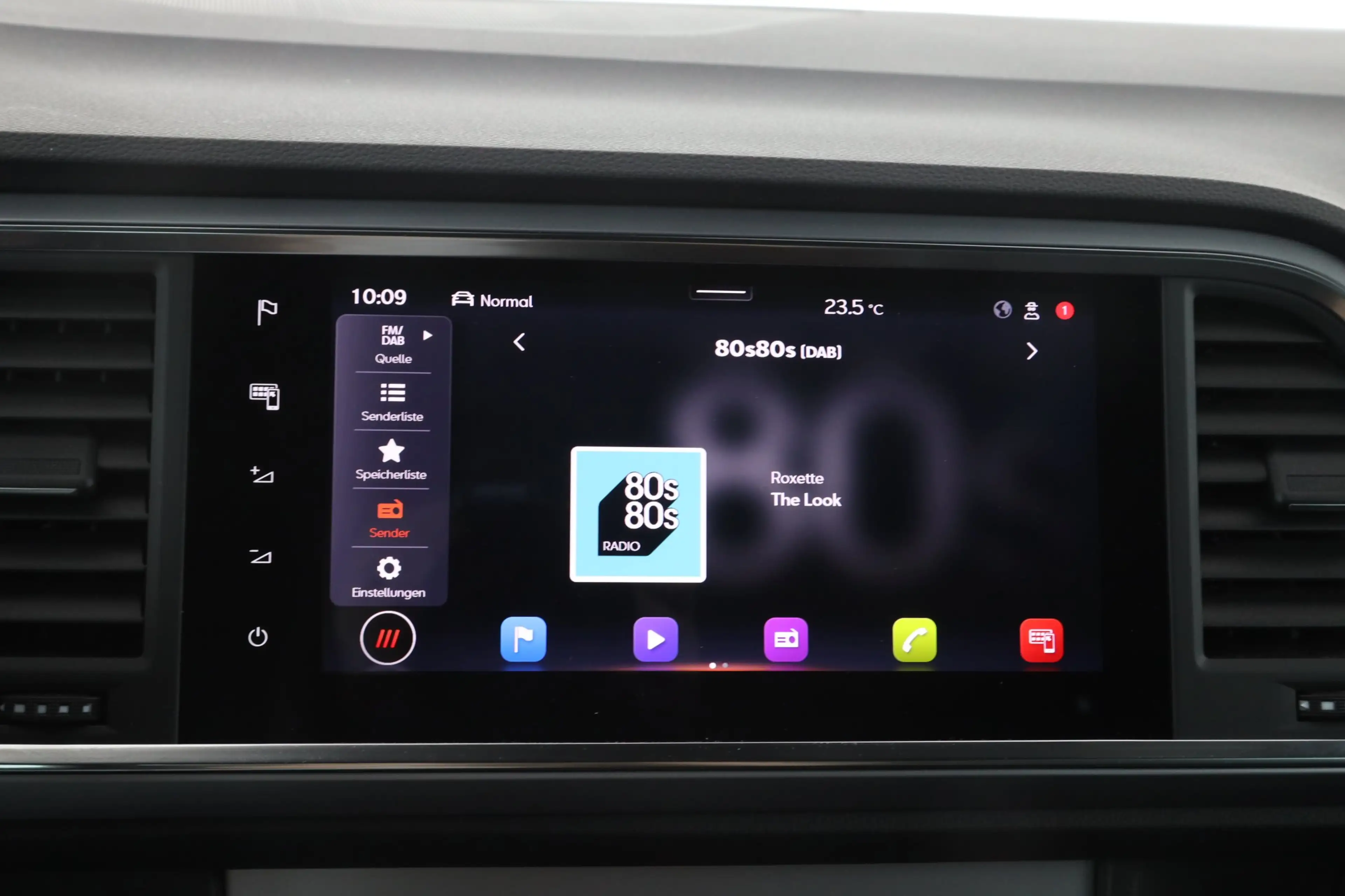SEAT Ateca 1.5 TSI DSG FR | NAVI + | LED | AHK | PANO — photo 15