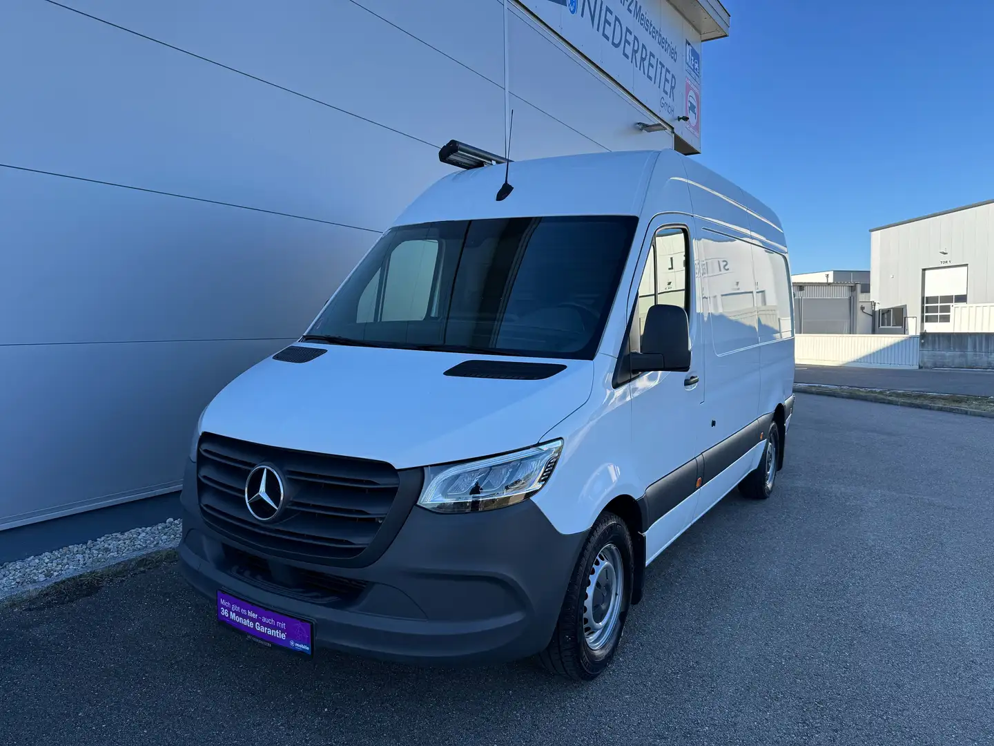 Mercedes-Benz Sprinter 319 CDI V6 7G-TRONIC *LED*APP*RFK*STANDHEIZUNG* Weiß - 1