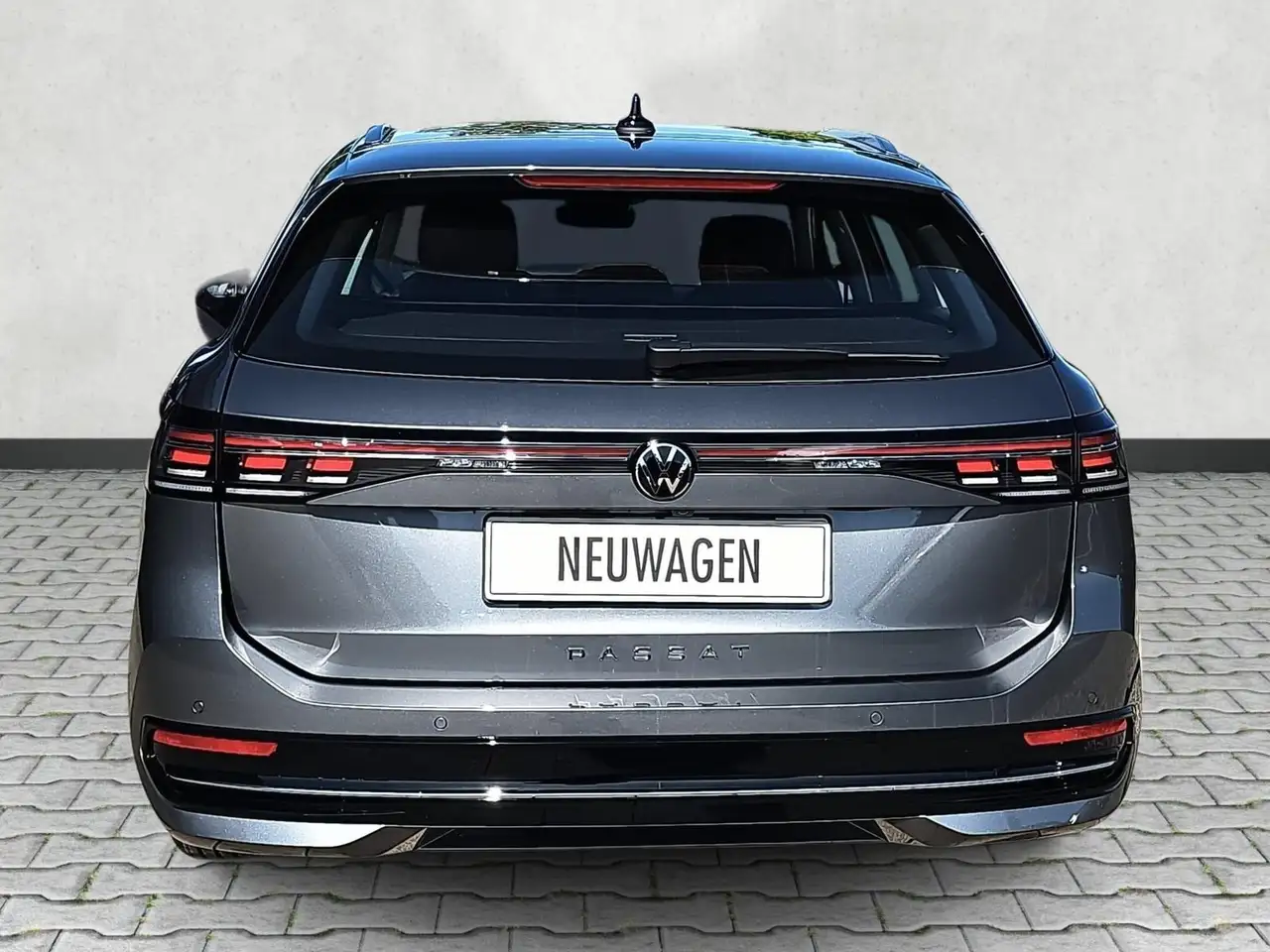 Volkswagen Passat Variant 2.0 TDI DSG Elegance IQ.Light AHK 7