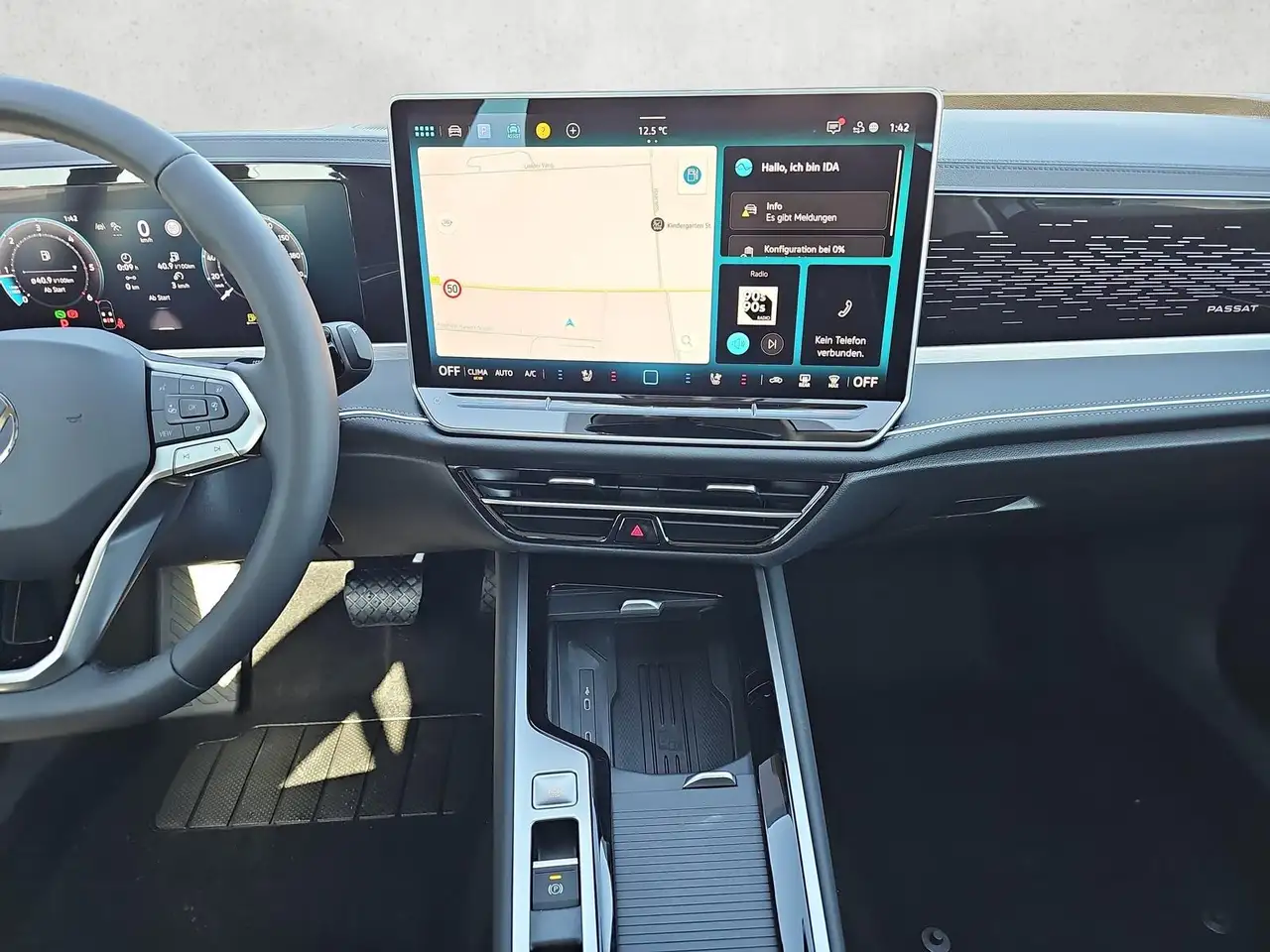Volkswagen Passat Variant 2.0 TDI DSG Elegance IQ.Light AHK 13