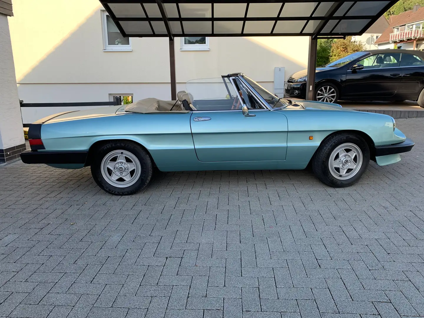 Alfa Romeo Spider 115 2.0 Spider 3a 93kW Bleu - 1