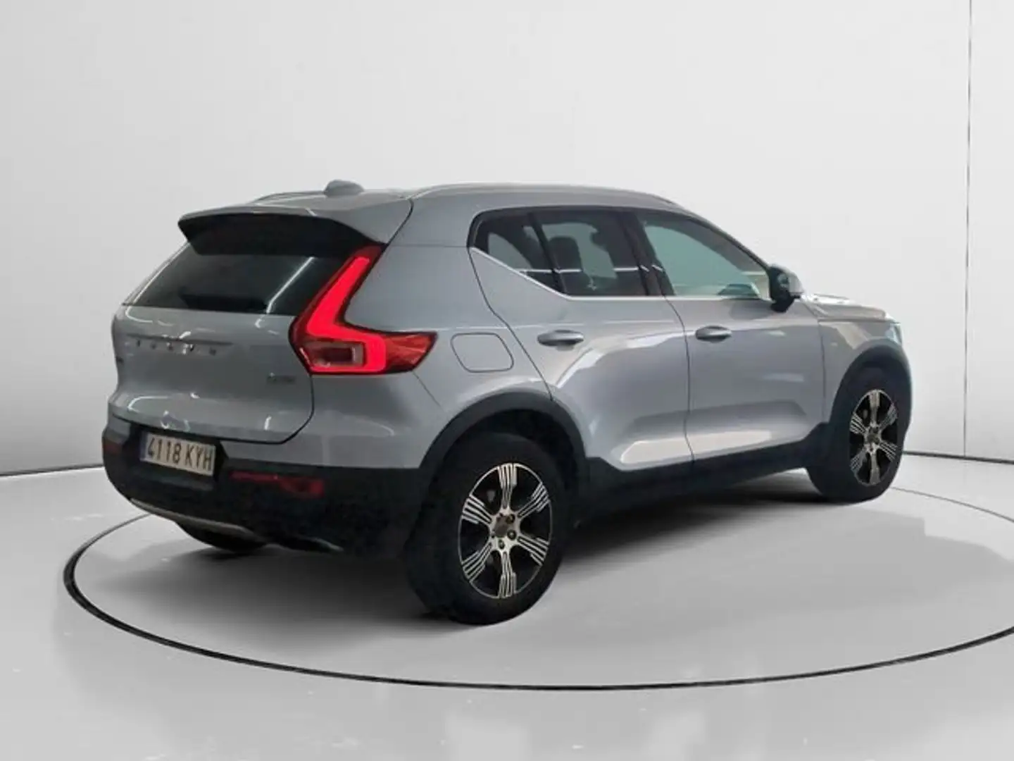 Volvo XC40 D3 Inscription Gris - 2