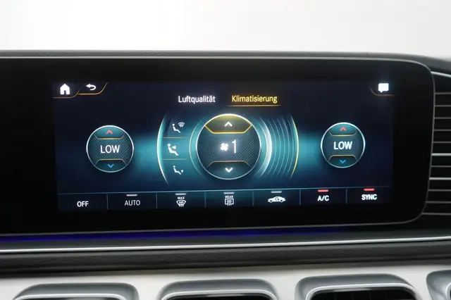 Mercedes-Benz Gle view 16