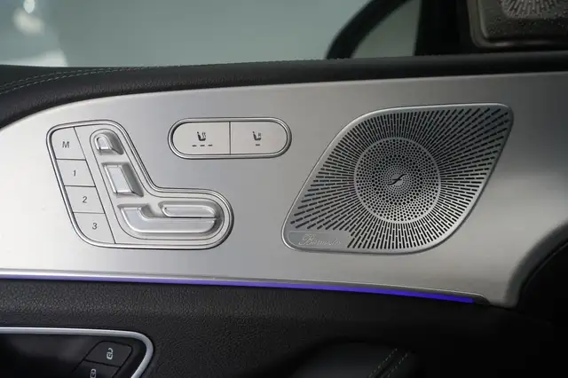 Mercedes-Benz Gle view 29