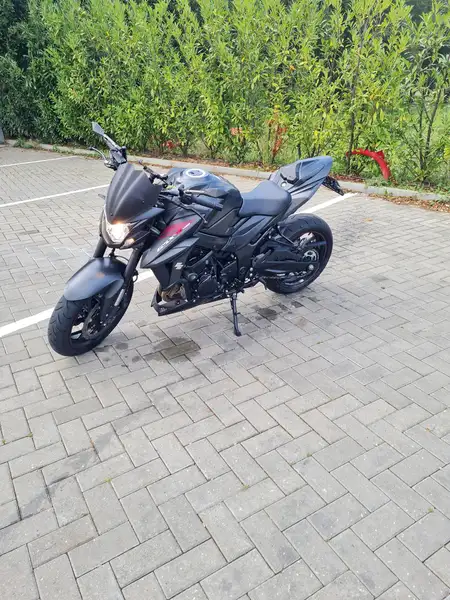 Suzuki GSX-S 750 - foto 5