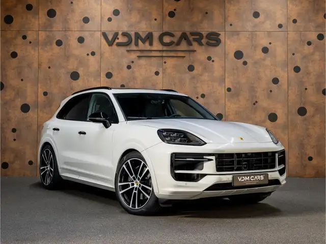 Porsche Cayenne view 7