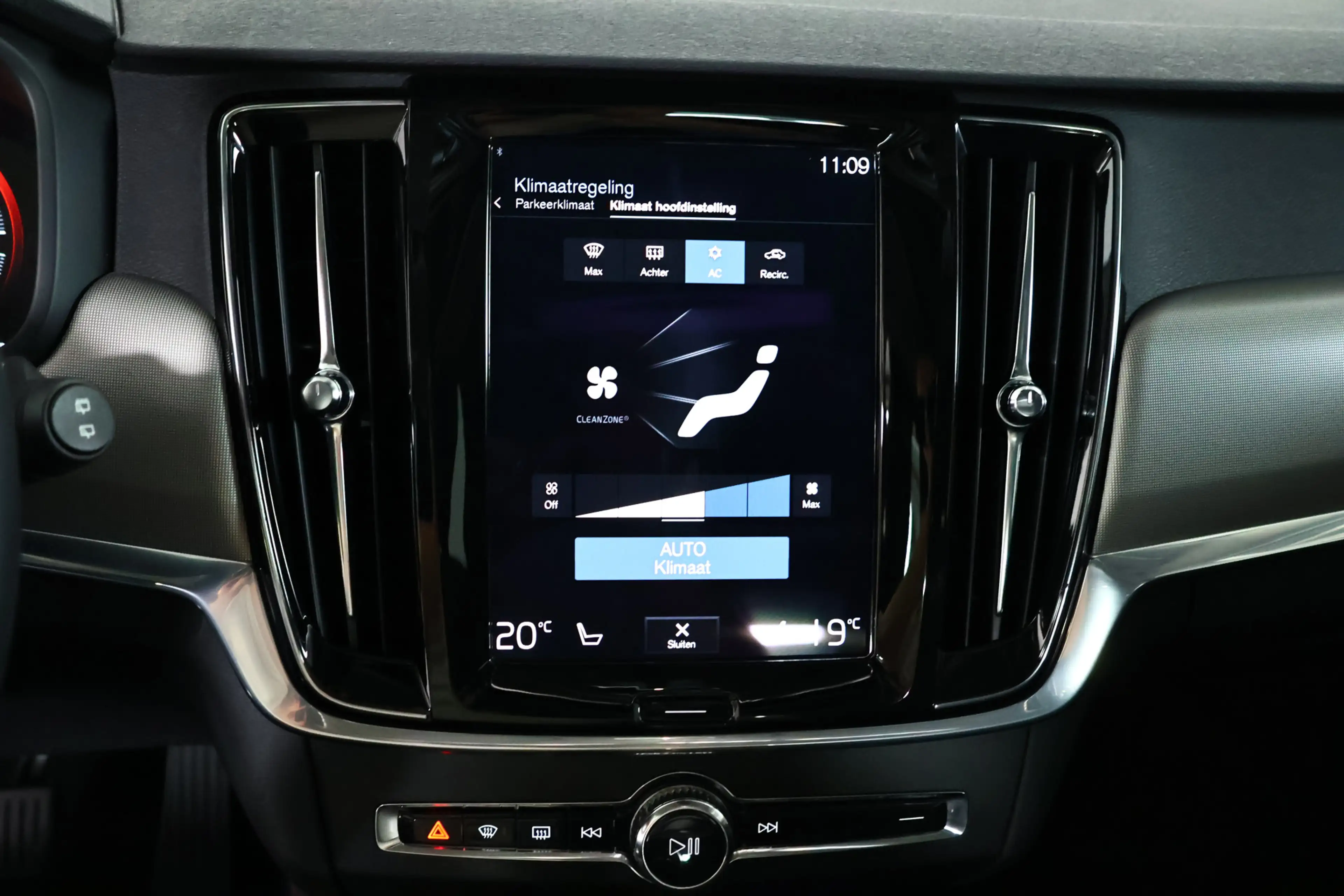 Volvo V90 2.0 T6 AWD Inscription / Opendak / Leder / Pilot a — photo 29