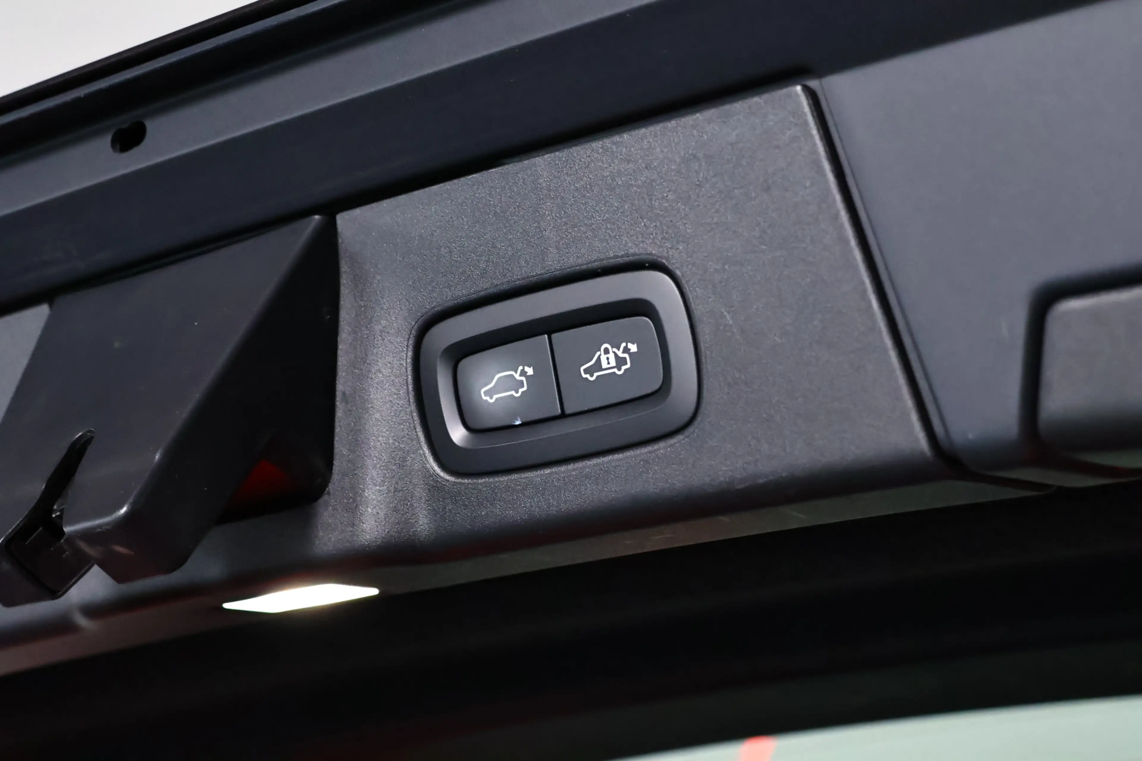 Volvo V90 2.0 T6 AWD Inscription / Opendak / Leder / Pilot a — photo 34