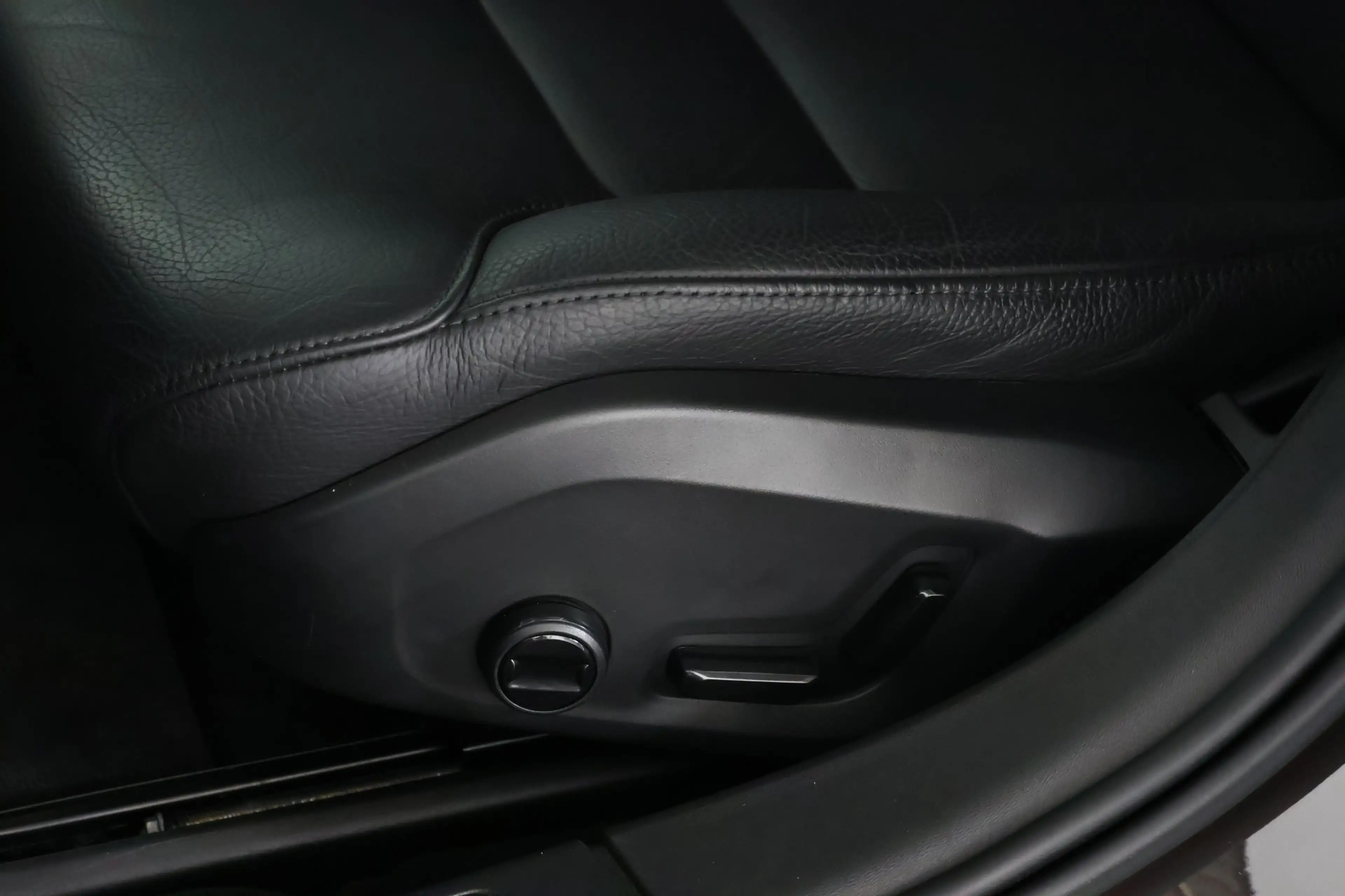 Volvo V90 2.0 T6 AWD Inscription / Opendak / Leder / Pilot a — photo 21