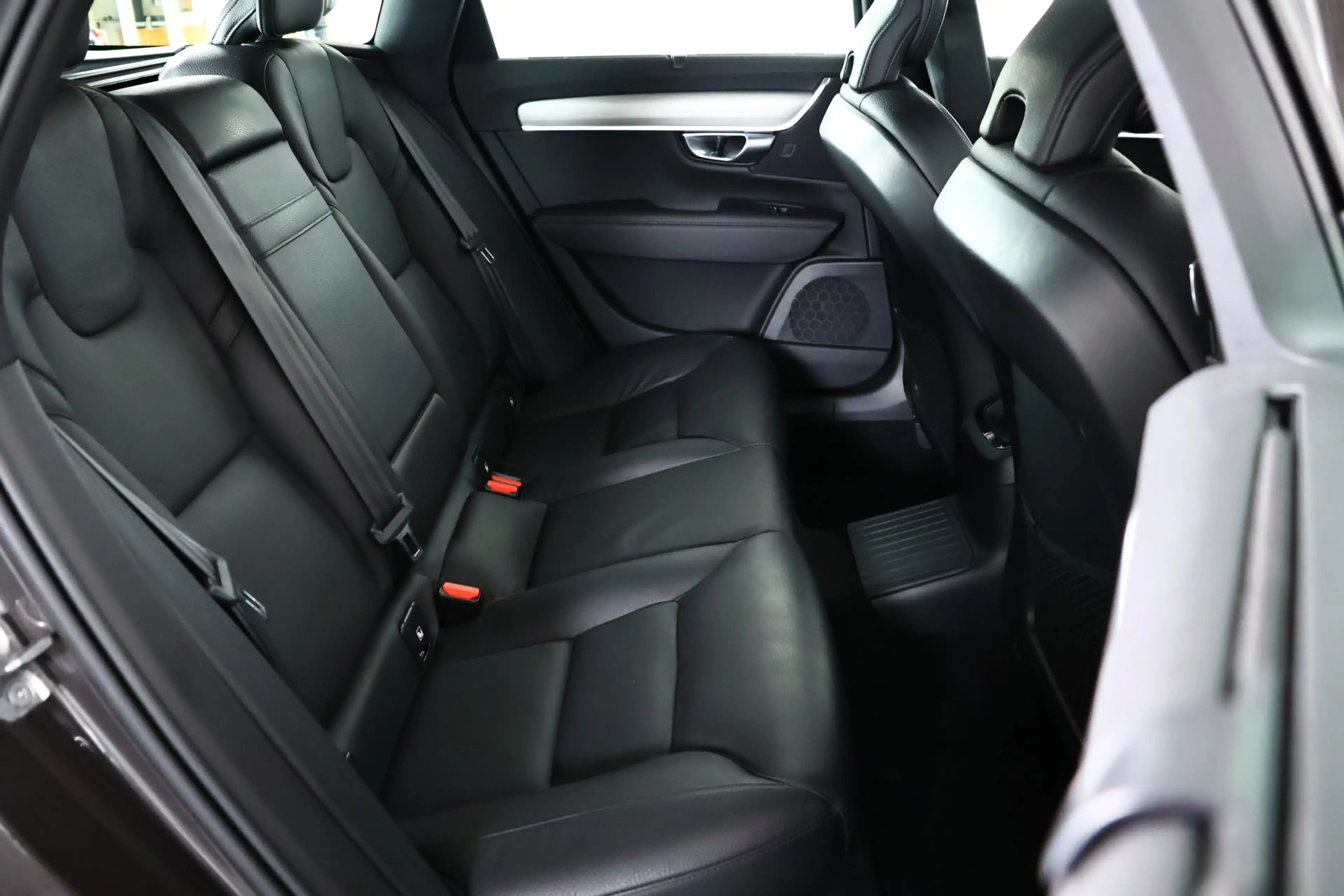 Volvo V90 2.0 T6 AWD Inscription / Opendak / Leder / Pilot a — photo 15