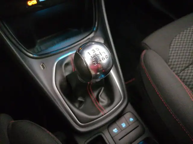 Ford Puma view 13