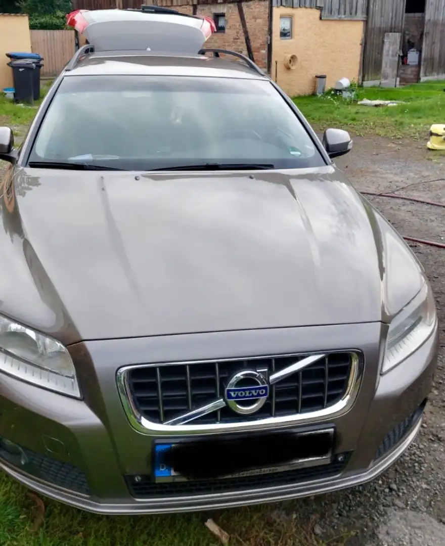 Volvo V70 V70 D5 Aut. Momentum Gold - 2