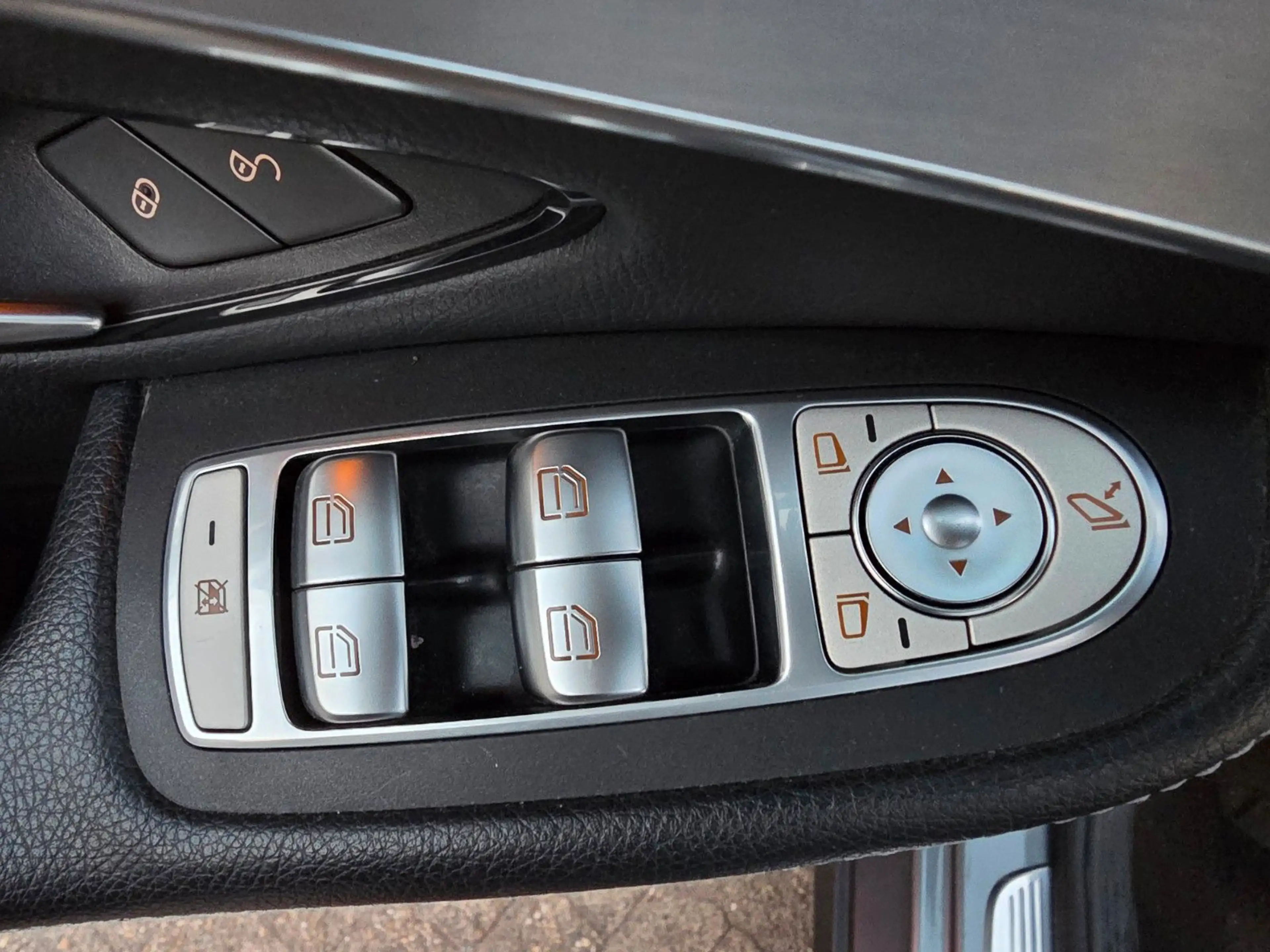 Mercedes-Benz GLC 220 GLC GLC 220 d 4Matic — photo 10