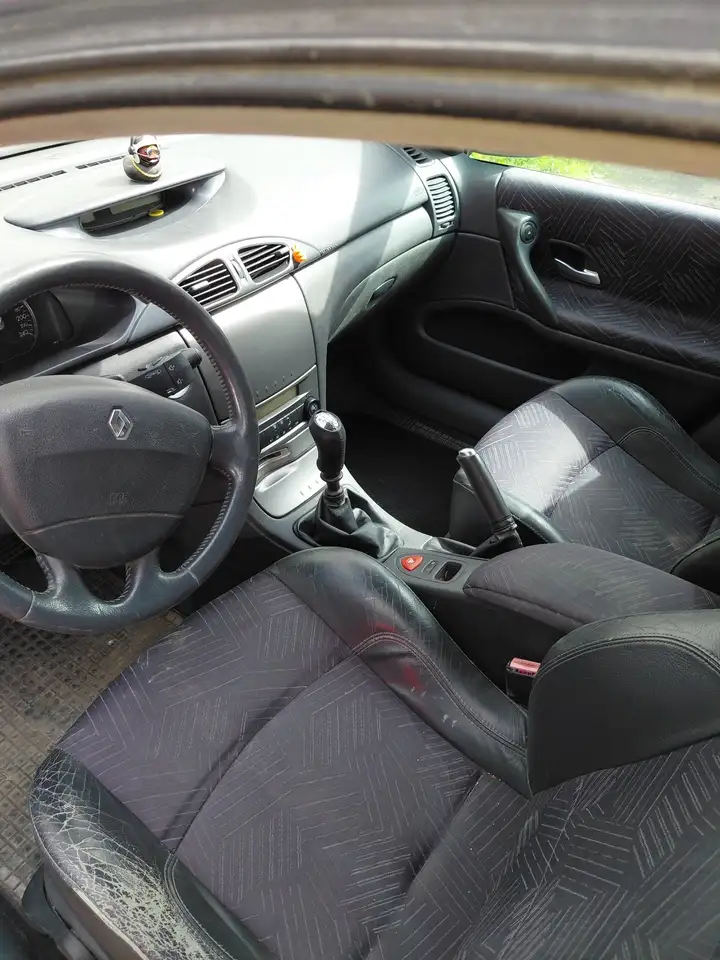 Renault Laguna Grandtour 1.9 dCi Initiale, foto 4