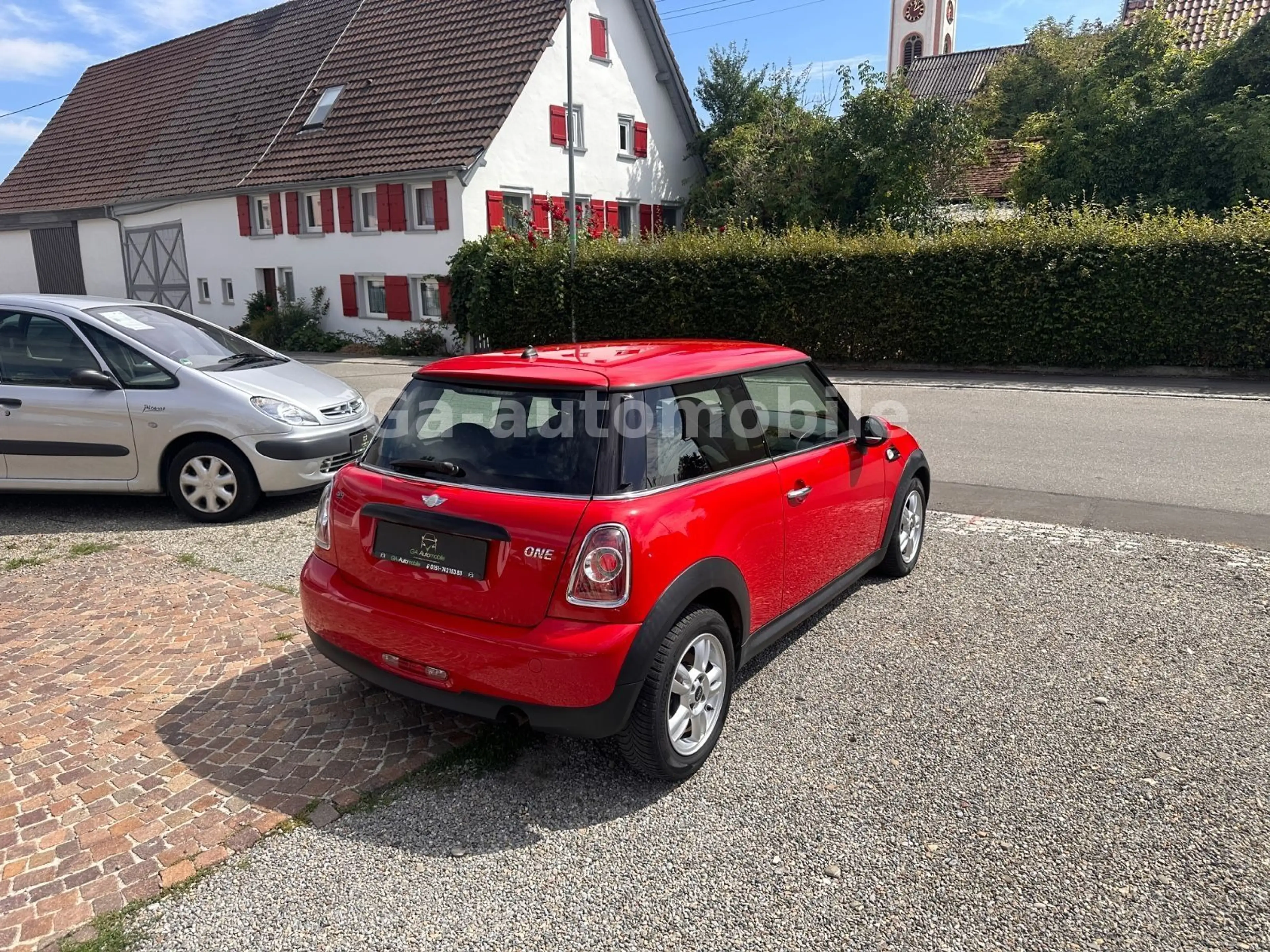 MINI One ** Wenig KM ** Serviceheft ** — photo 6