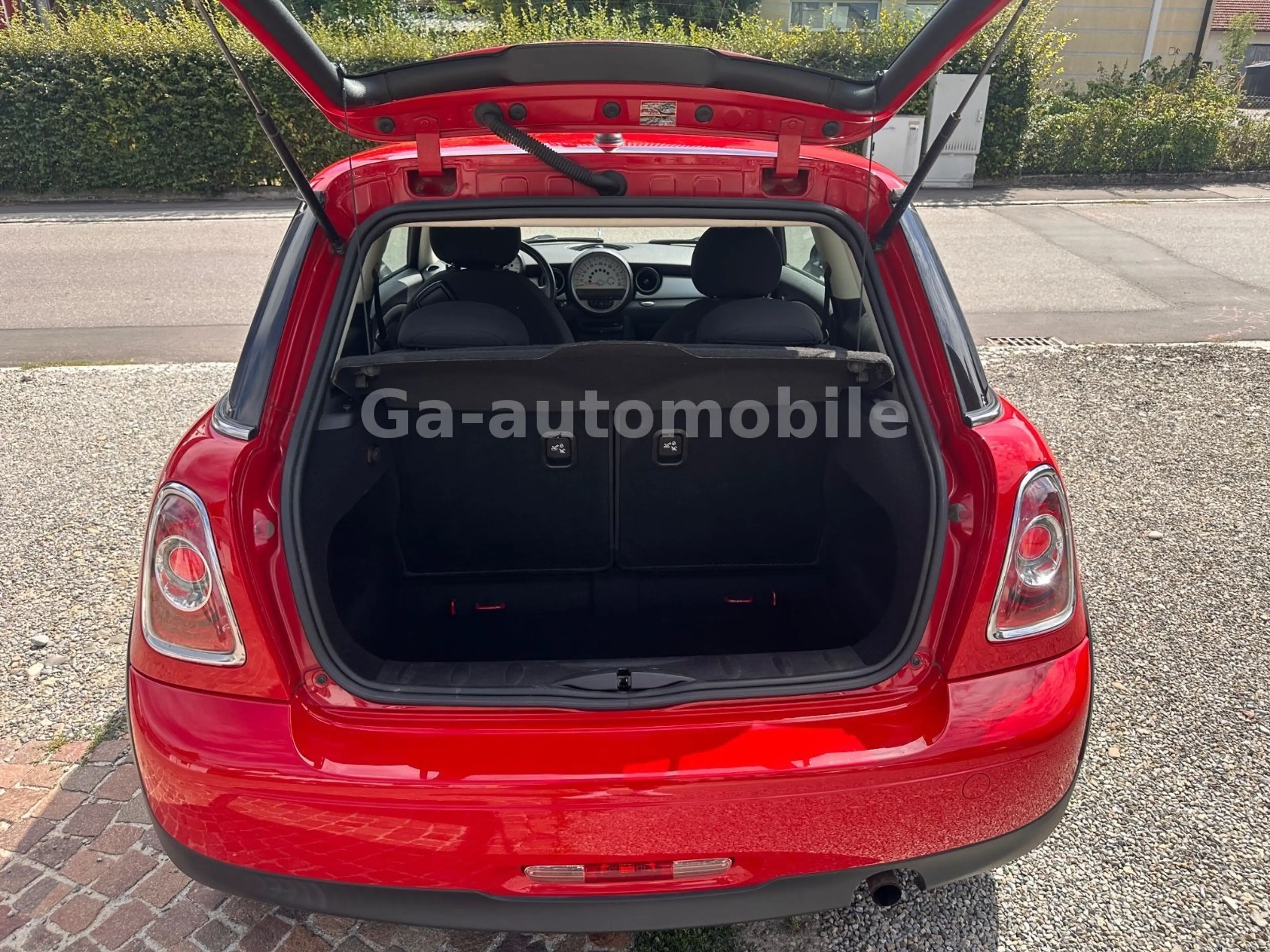 MINI One ** Wenig KM ** Serviceheft ** — photo 13