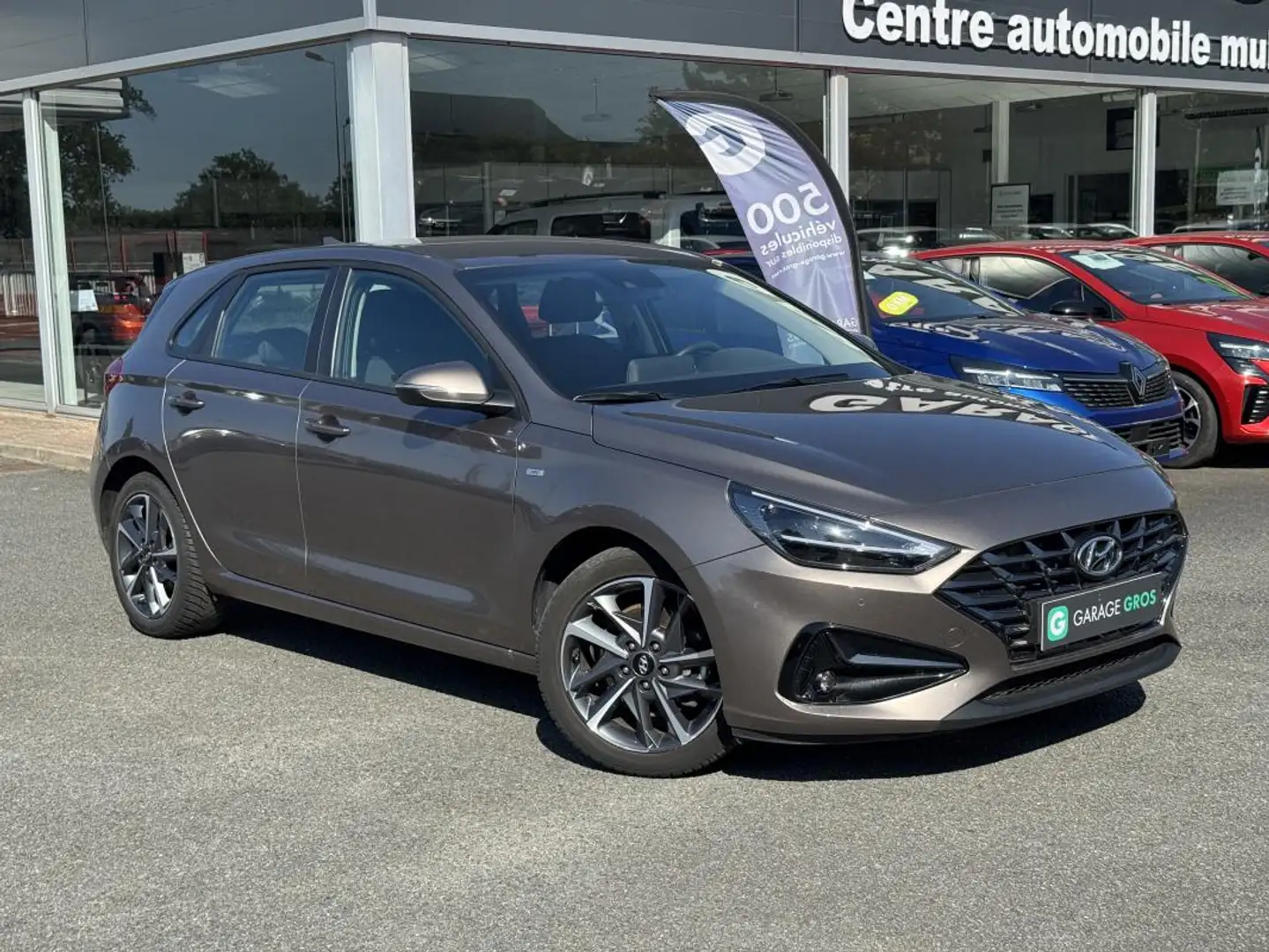 Hyundai i30 1.0 T-GDi 120 DCT-7 Hybrid 48V Creative Brun - 1