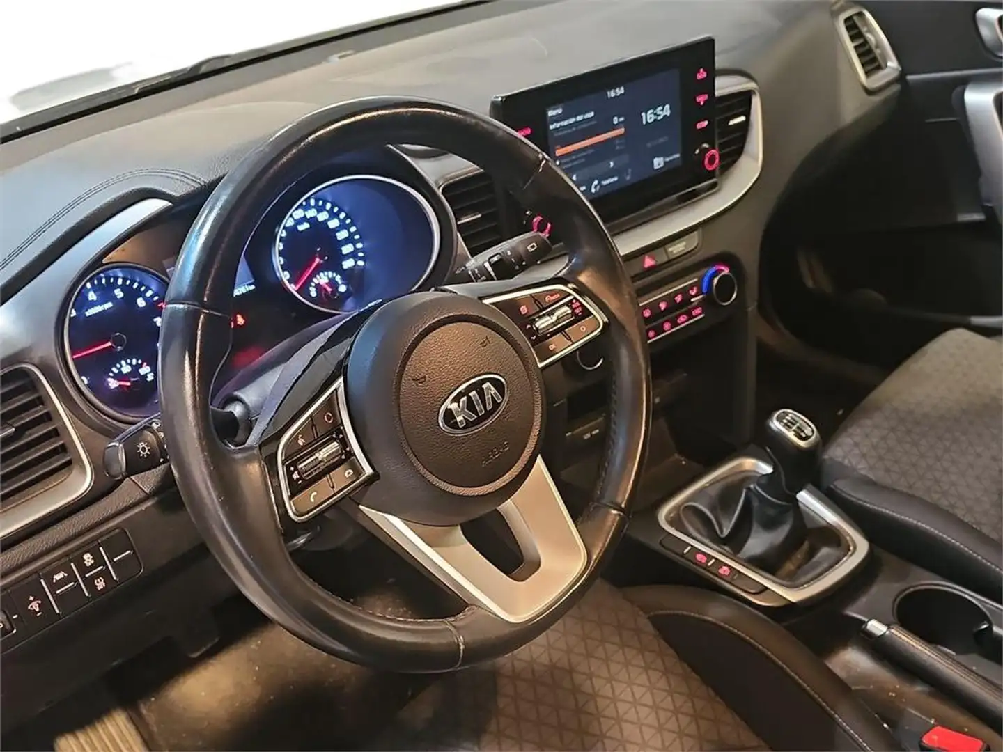 Kia Ceed / cee'd 1.0 T-GDI Drive 100 - 2