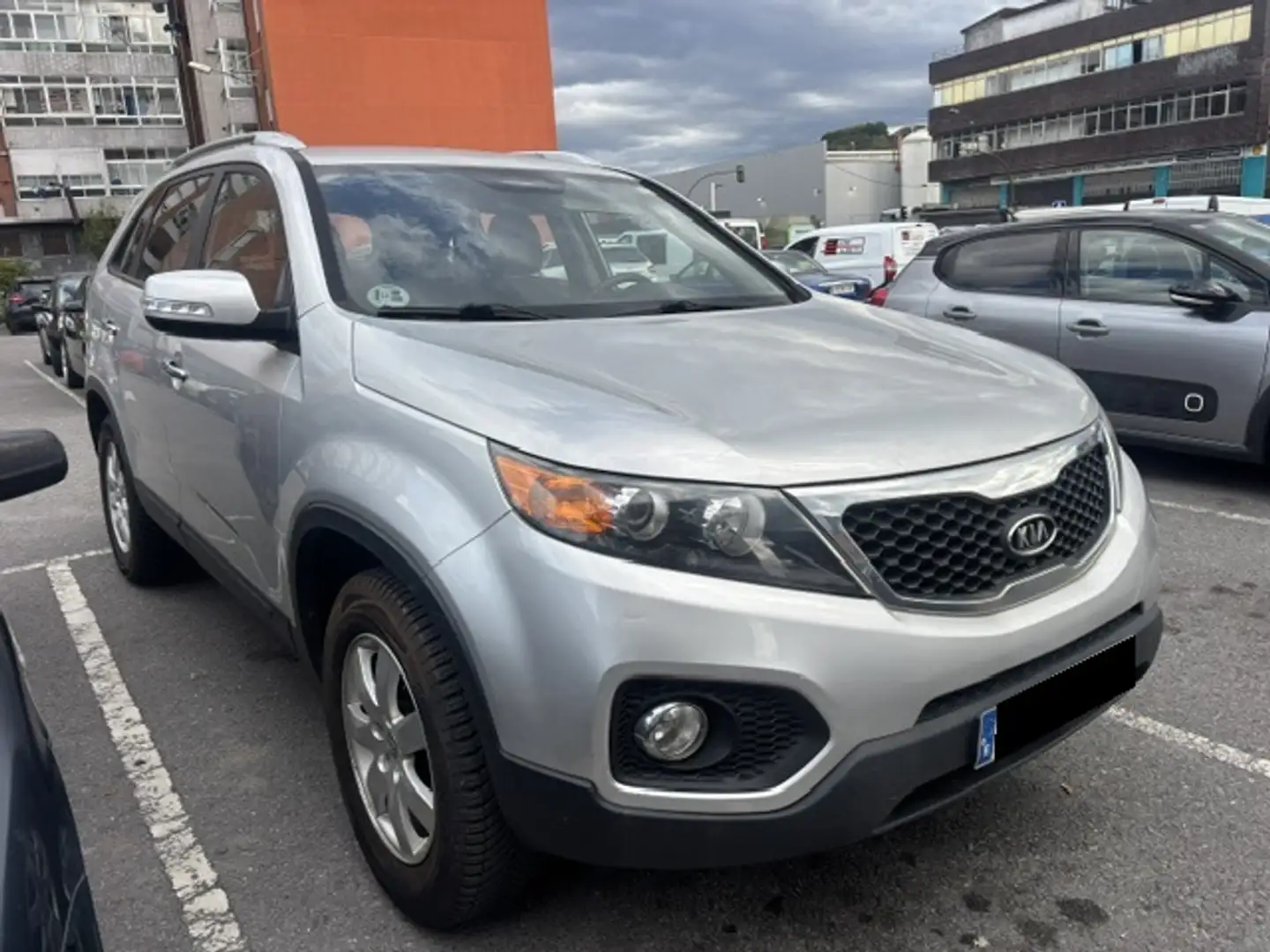 Kia Sorento 2.0 CRDi Drive 4x2 Plateado - 2