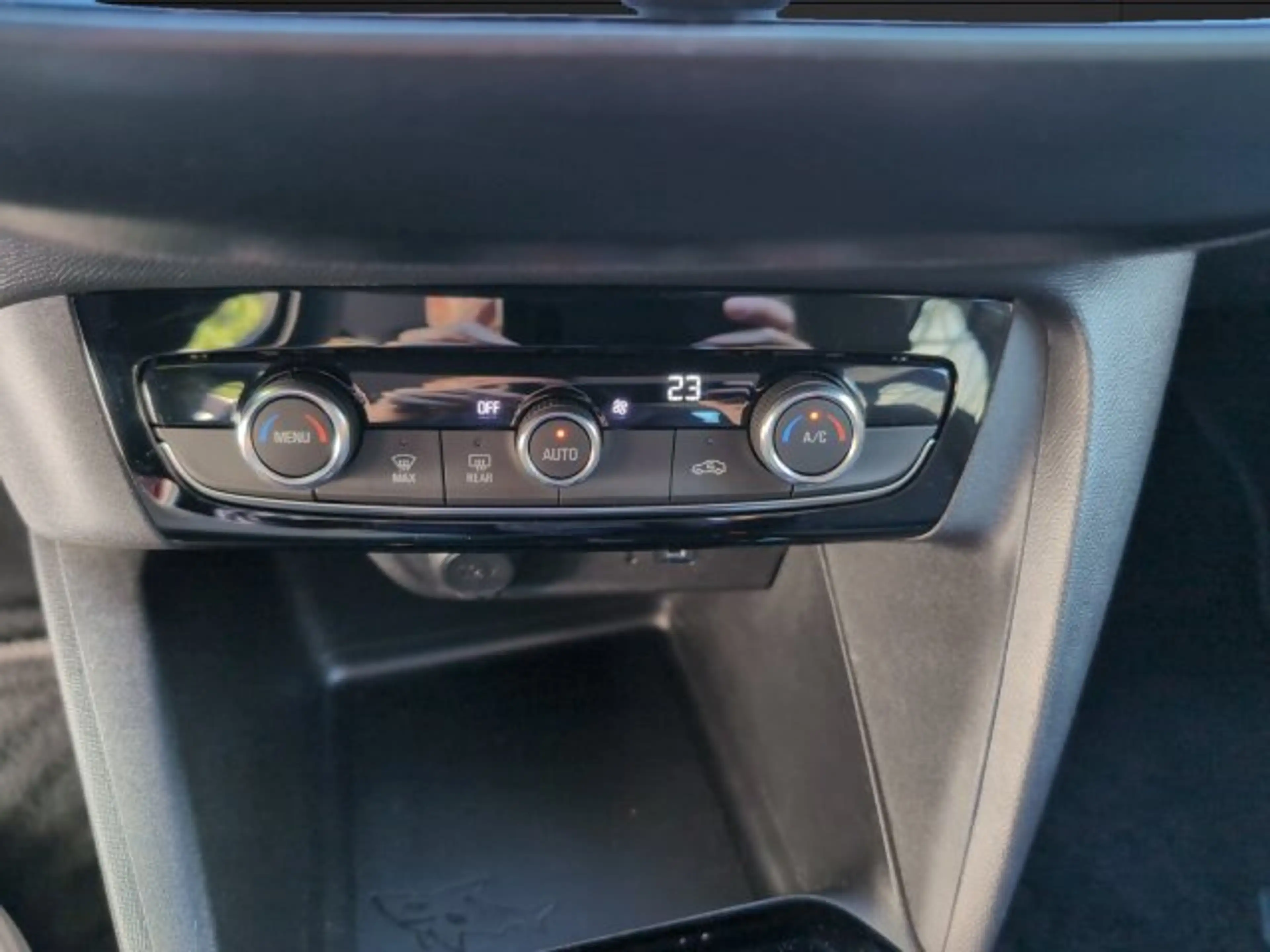 Opel Corsa-e Elegance Automatik Klimaautomatik Sitzheizung (SI 130) — photo 15