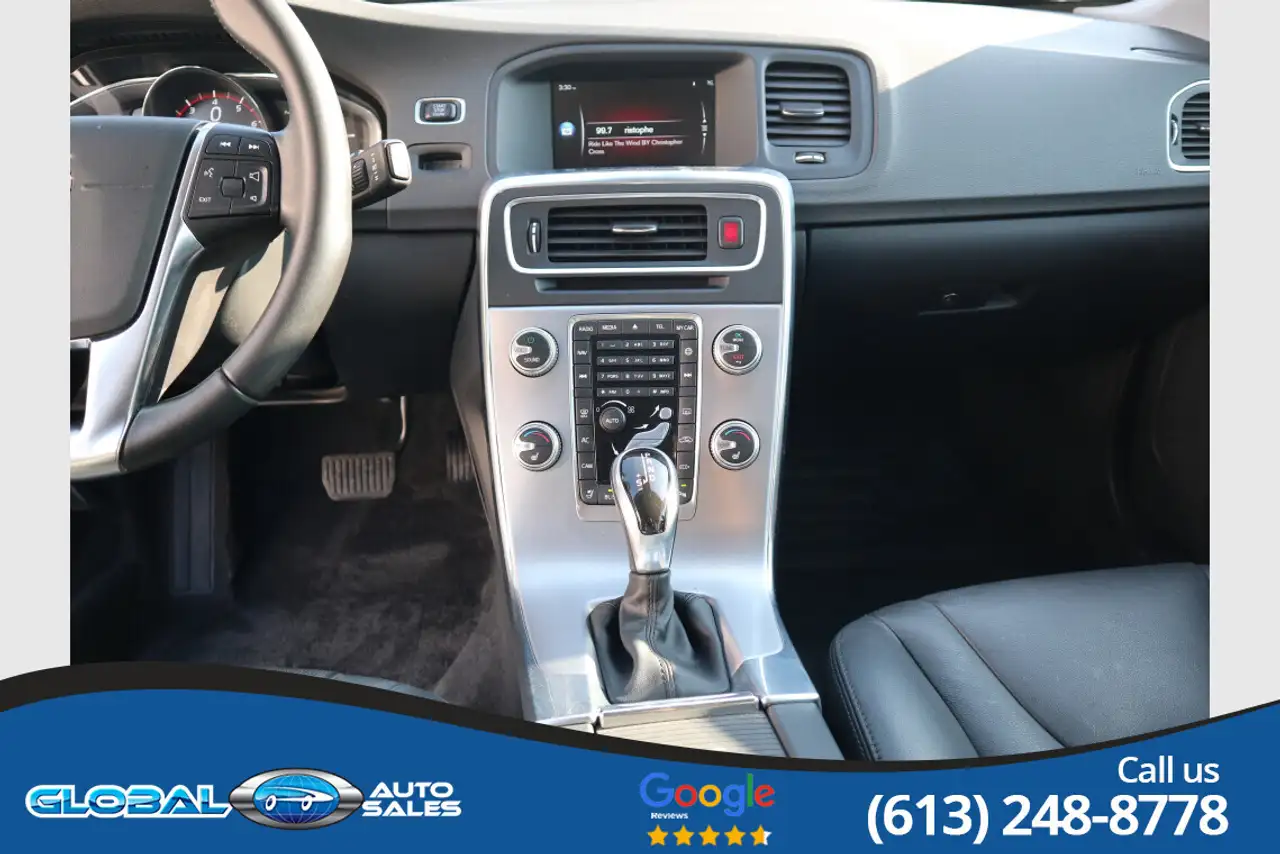 Volvo V60 photo Volvo V60