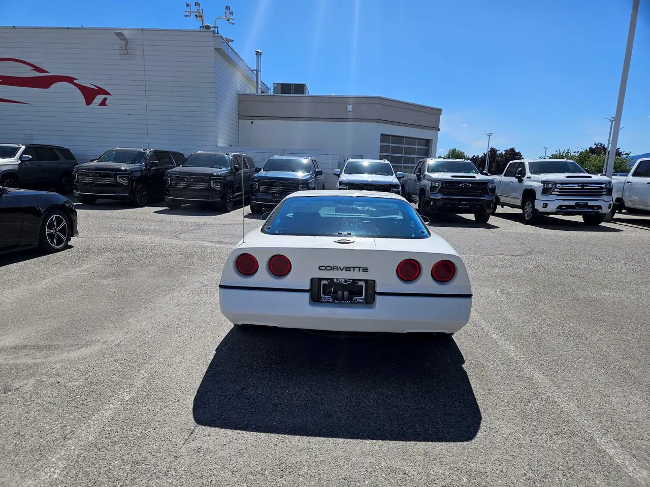 Chevrolet Corvette снимка Chevrolet Corvette