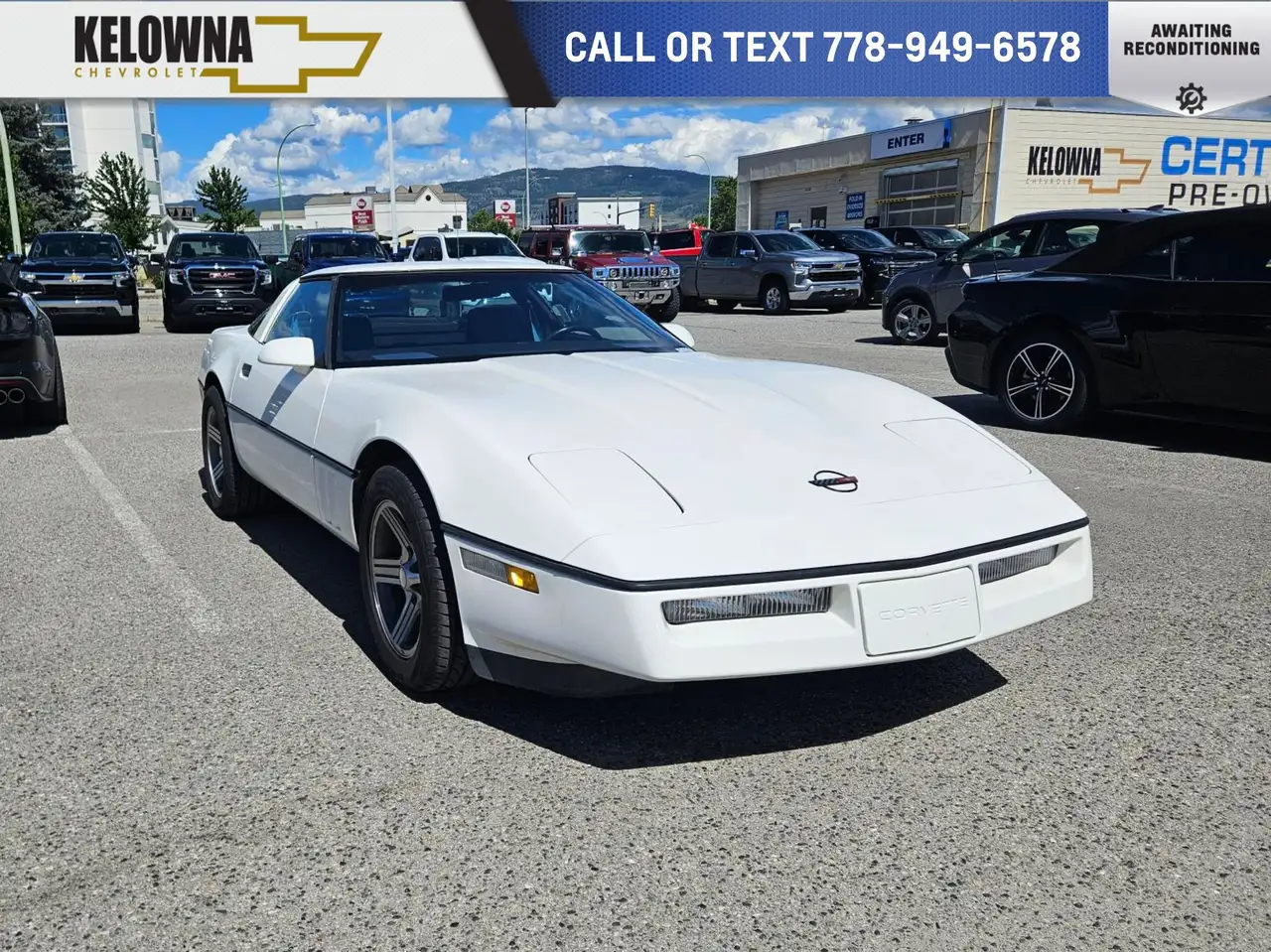 Chevrolet Corvette снимка Chevrolet Corvette