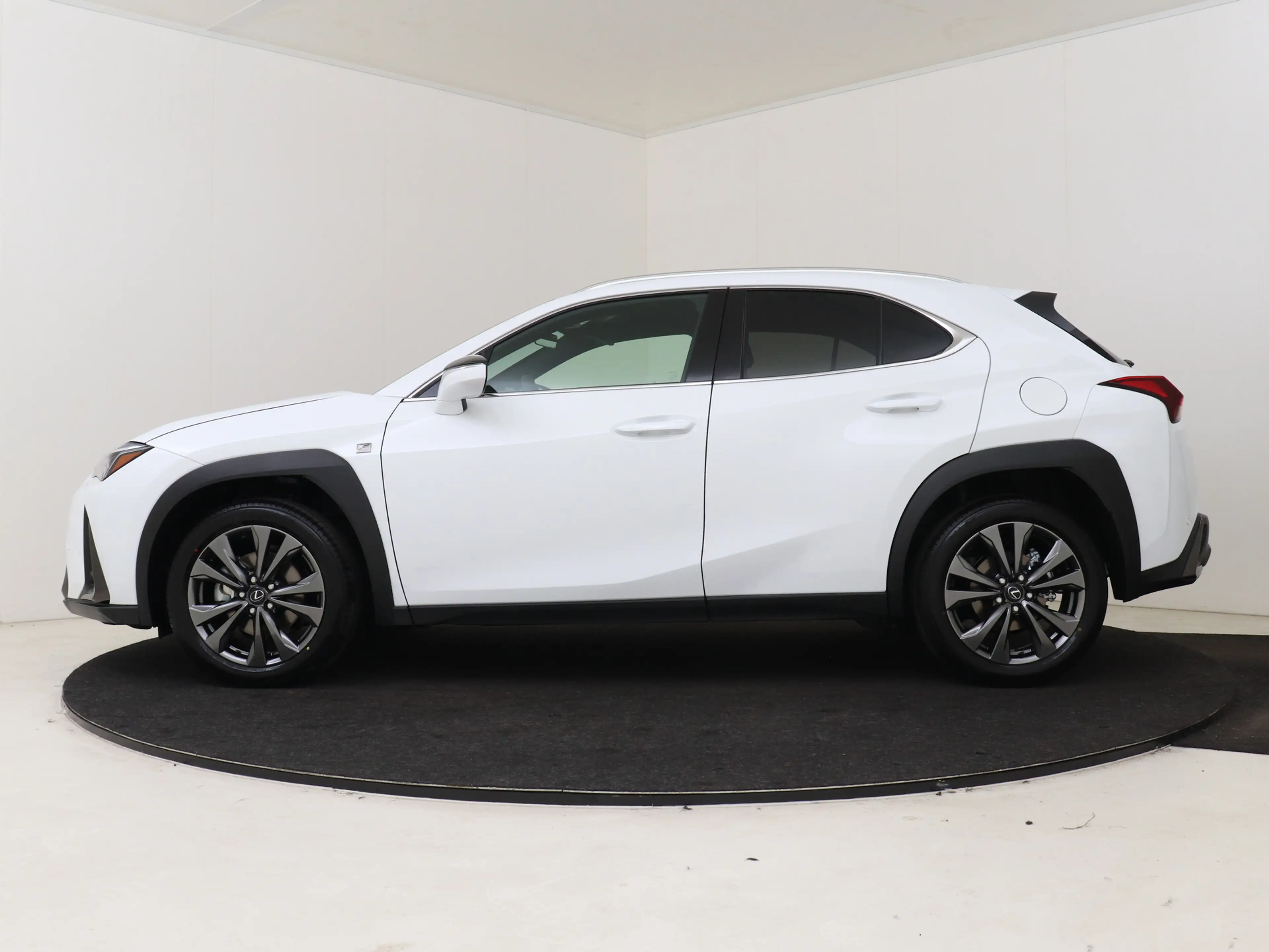 Lexus UX 300h 35th Edition | Lederen Bekleding | 18" Velgen | St — photo 3