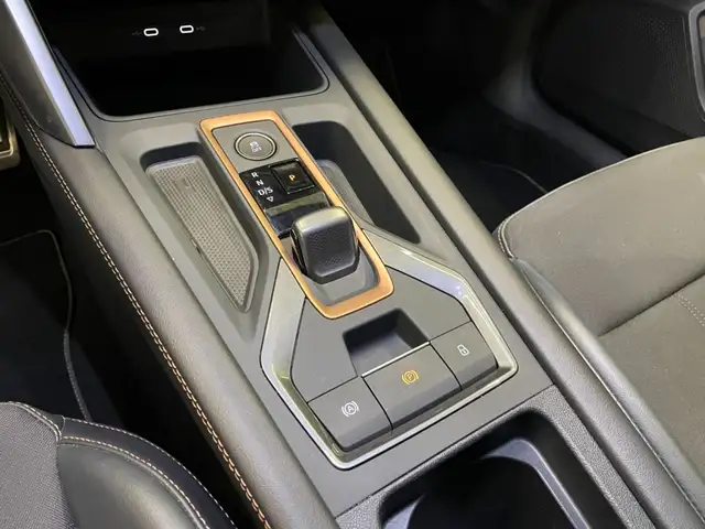 Cupra Leon view 8