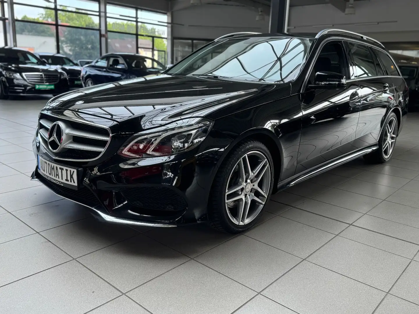Mercedes-Benz E 250 T CDI 4Matic *Automatik* AMG-Line * Negru - 1