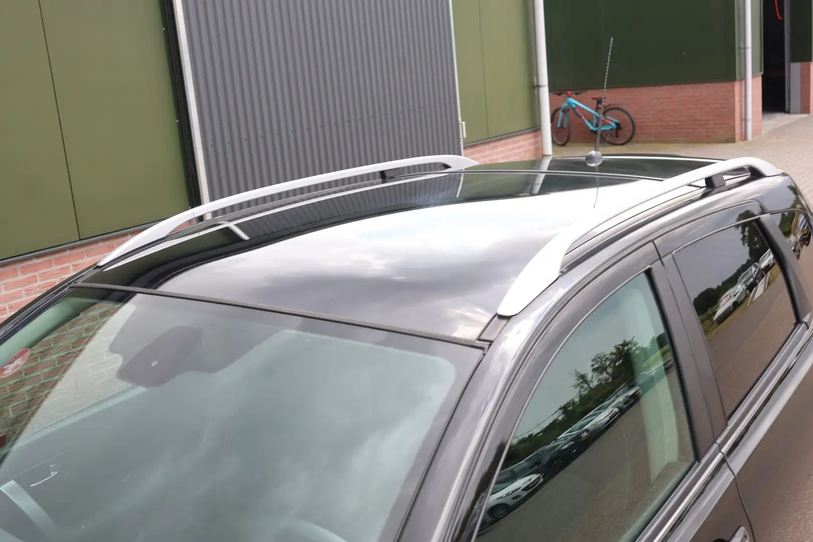 Nissan Qashqai 1.6 Connect Edition, Climate control, Cruise contr Black - 2