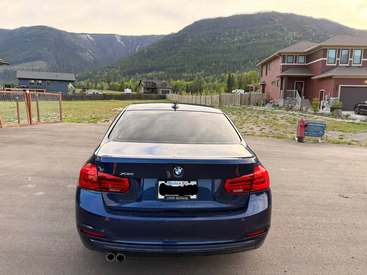 BMW 3 Series photo BMW 3 Series
