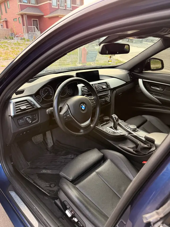 BMW 3 Series photo BMW 3 Series