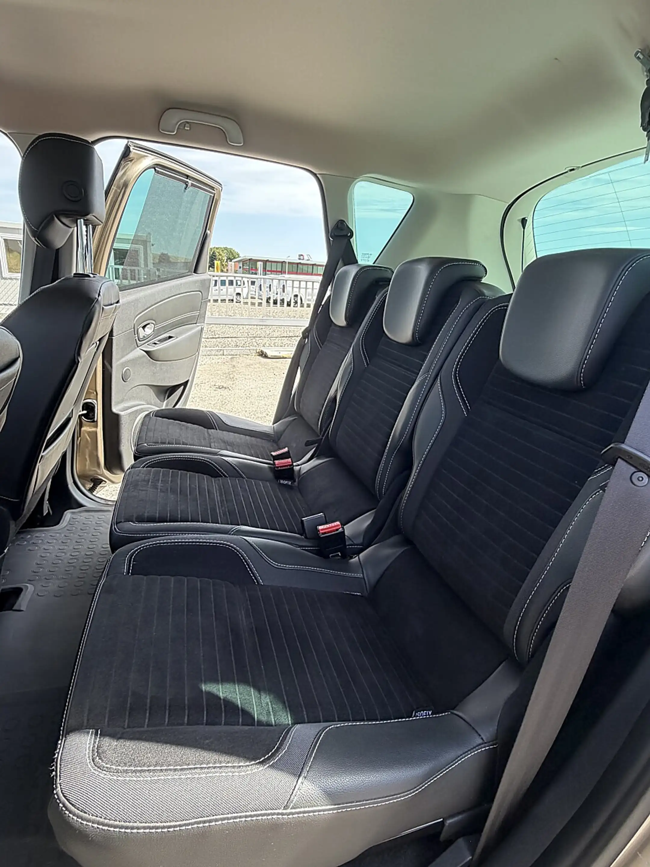 Renault Scenic Megane Scénic — photo 12