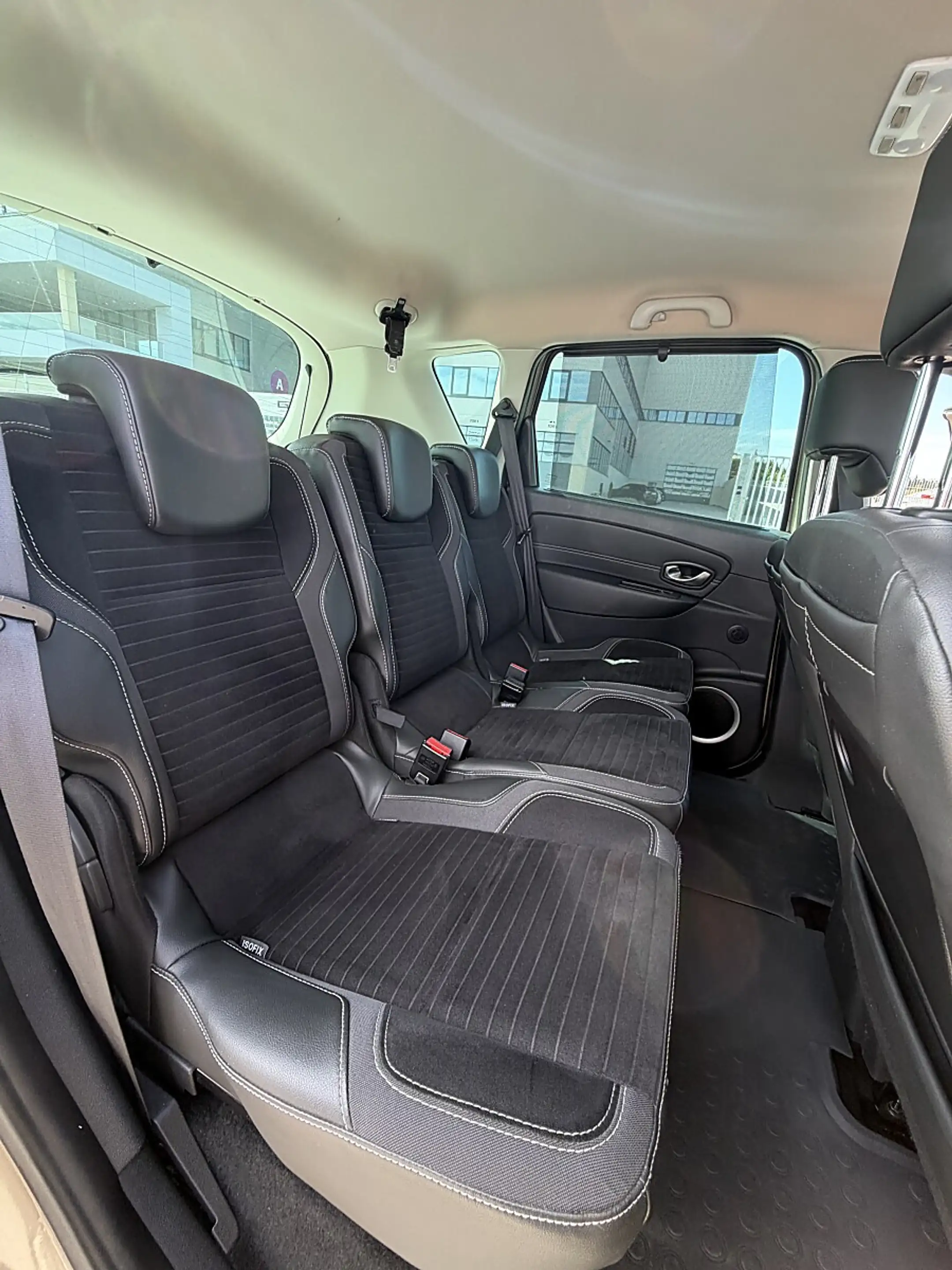 Renault Scenic Megane Scénic — photo 14